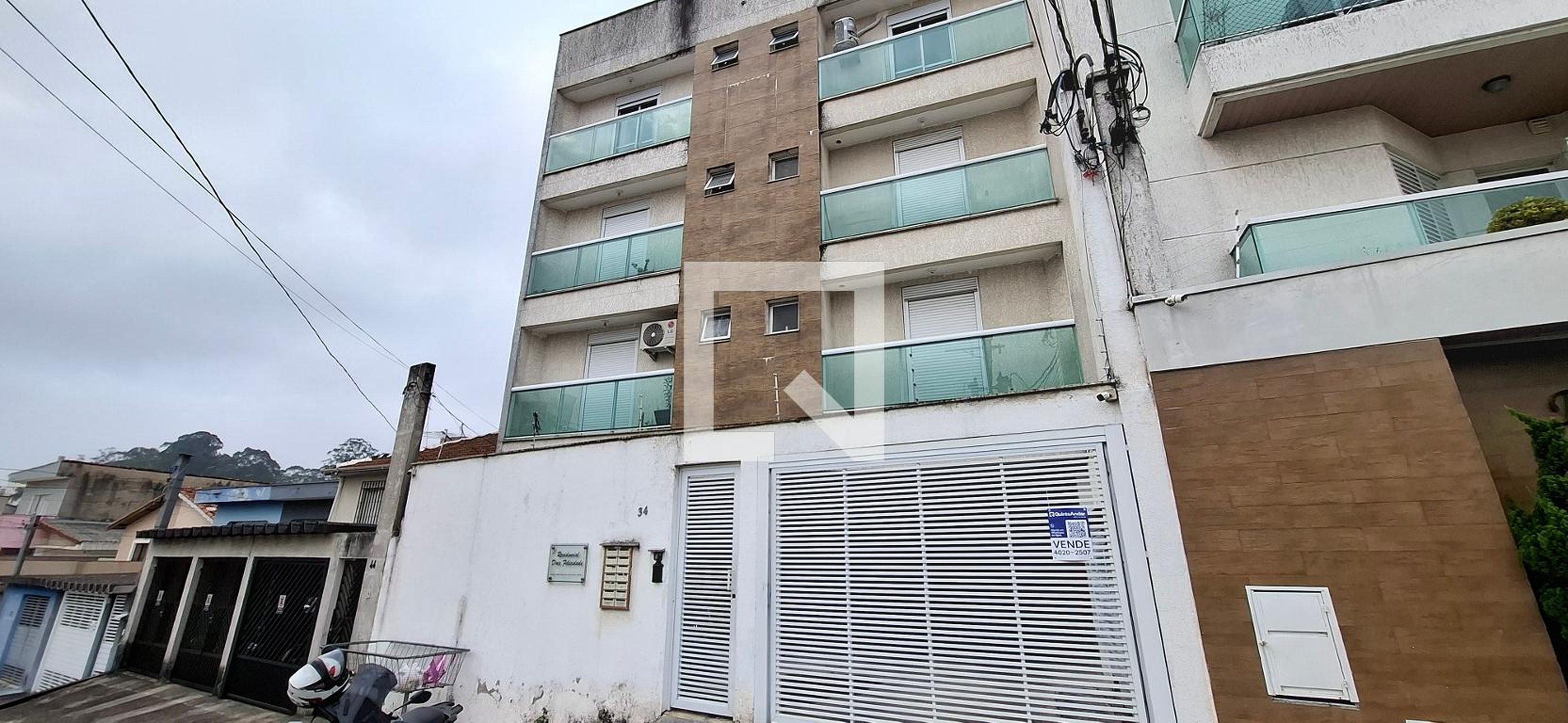 Fachada Condomínio em Rua Altíno Arantes Marquês, 34