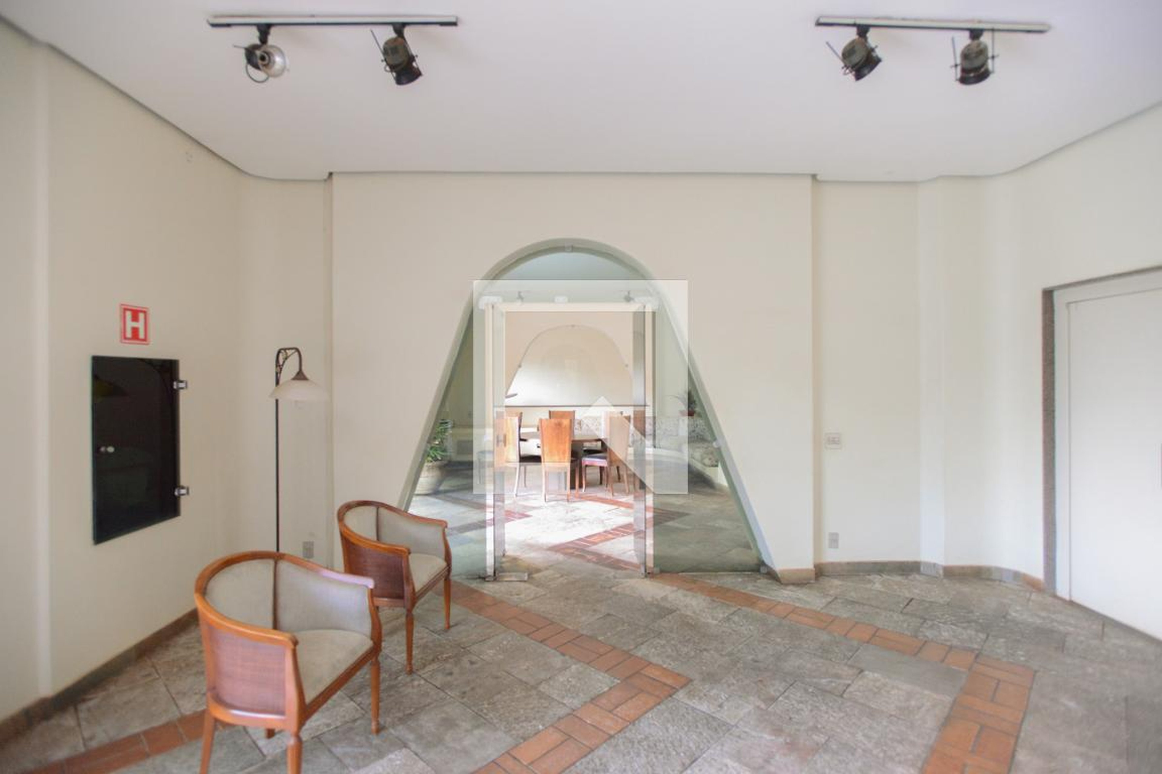 Hall de entrada - Edifício Aristofanes Prudente Correa