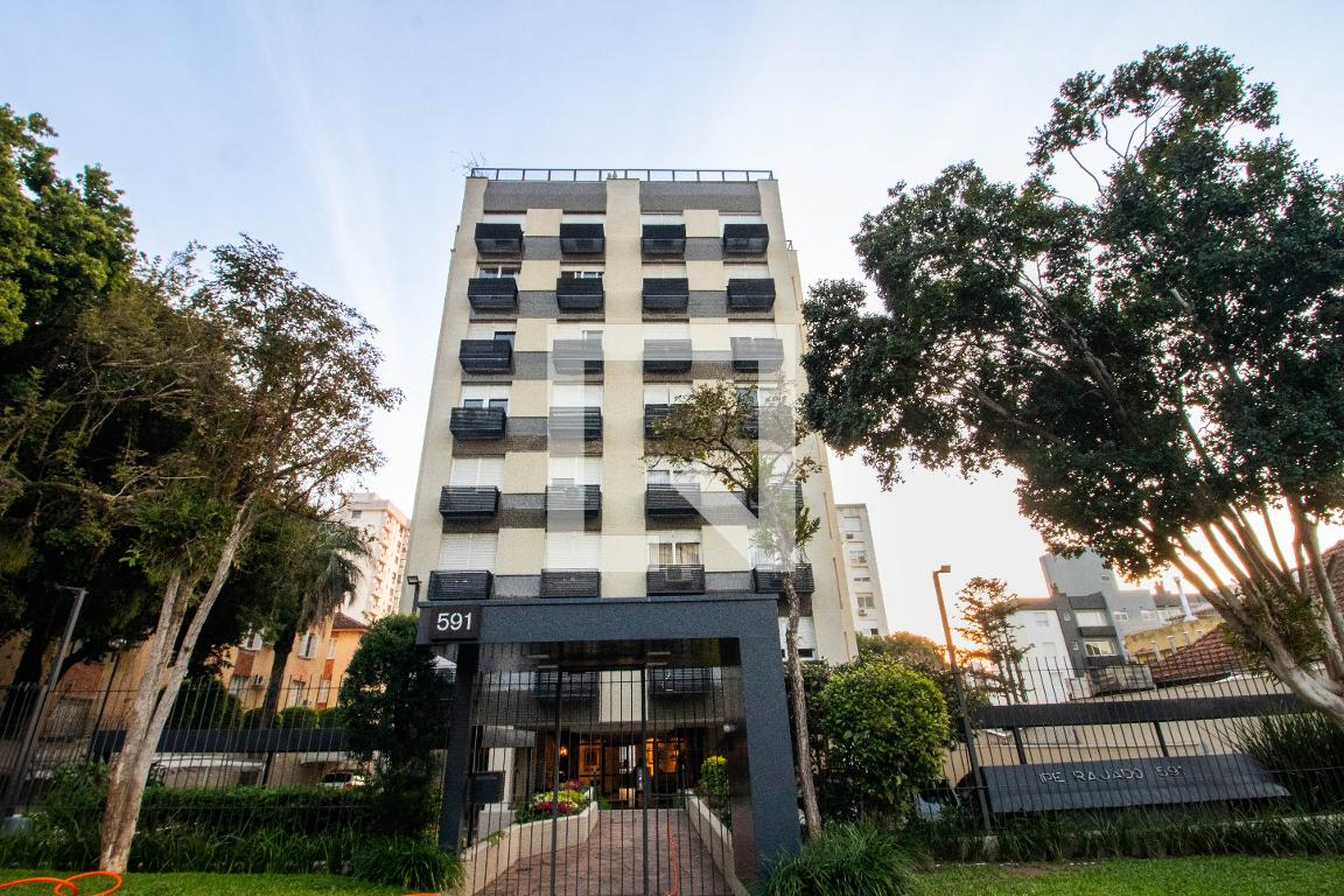 Fachada Condomínio Ipê Rajado