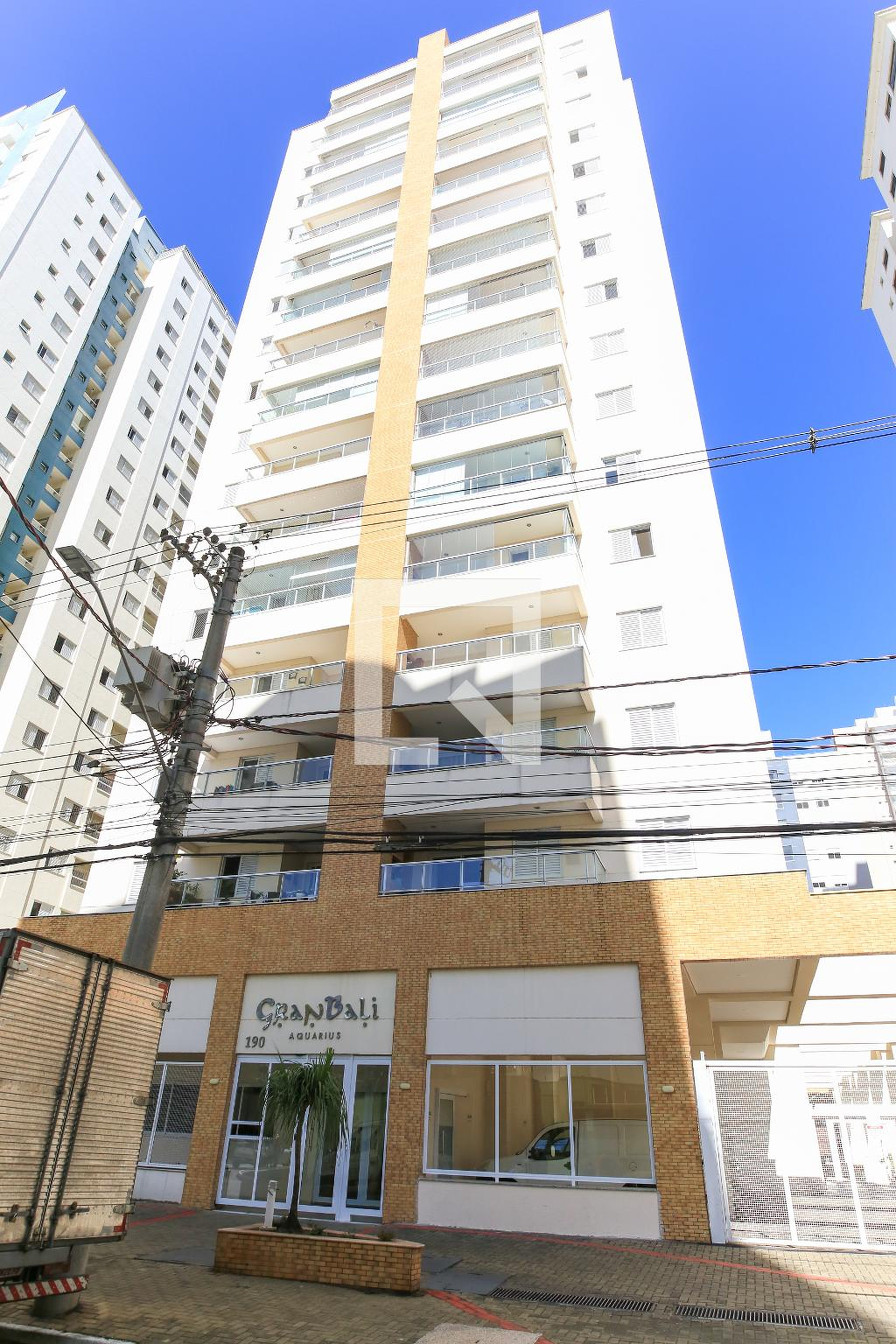 Fachada Condomínio Gran Bali