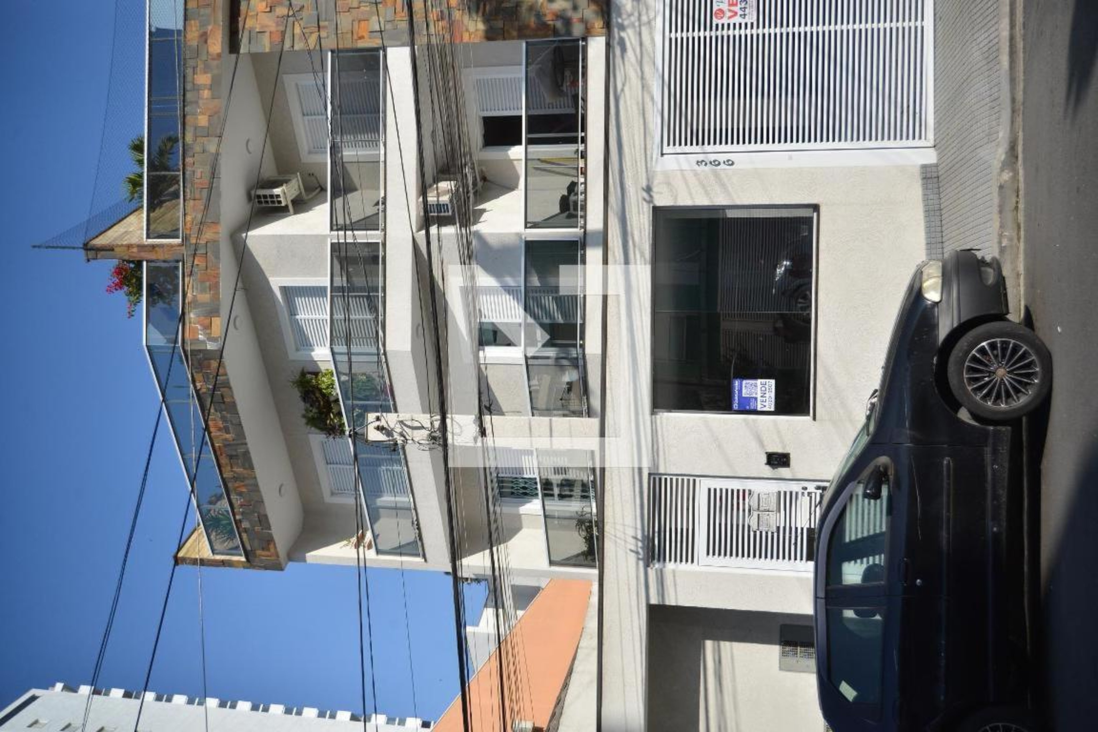 Fachada do Prédio Condomínio em Rua Antônio Bastos, 366