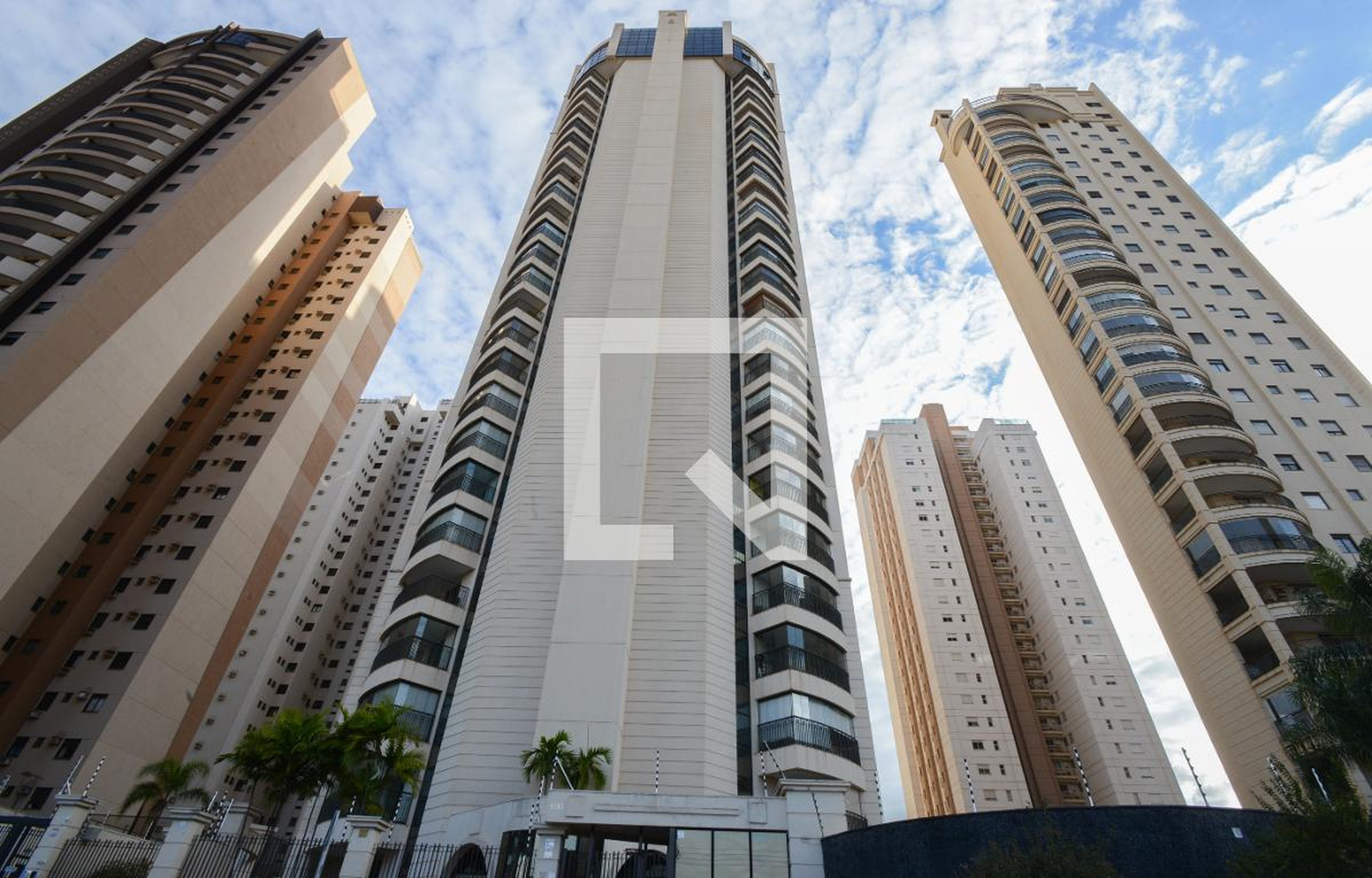 Fachada do Prédio Condomínio Rodin