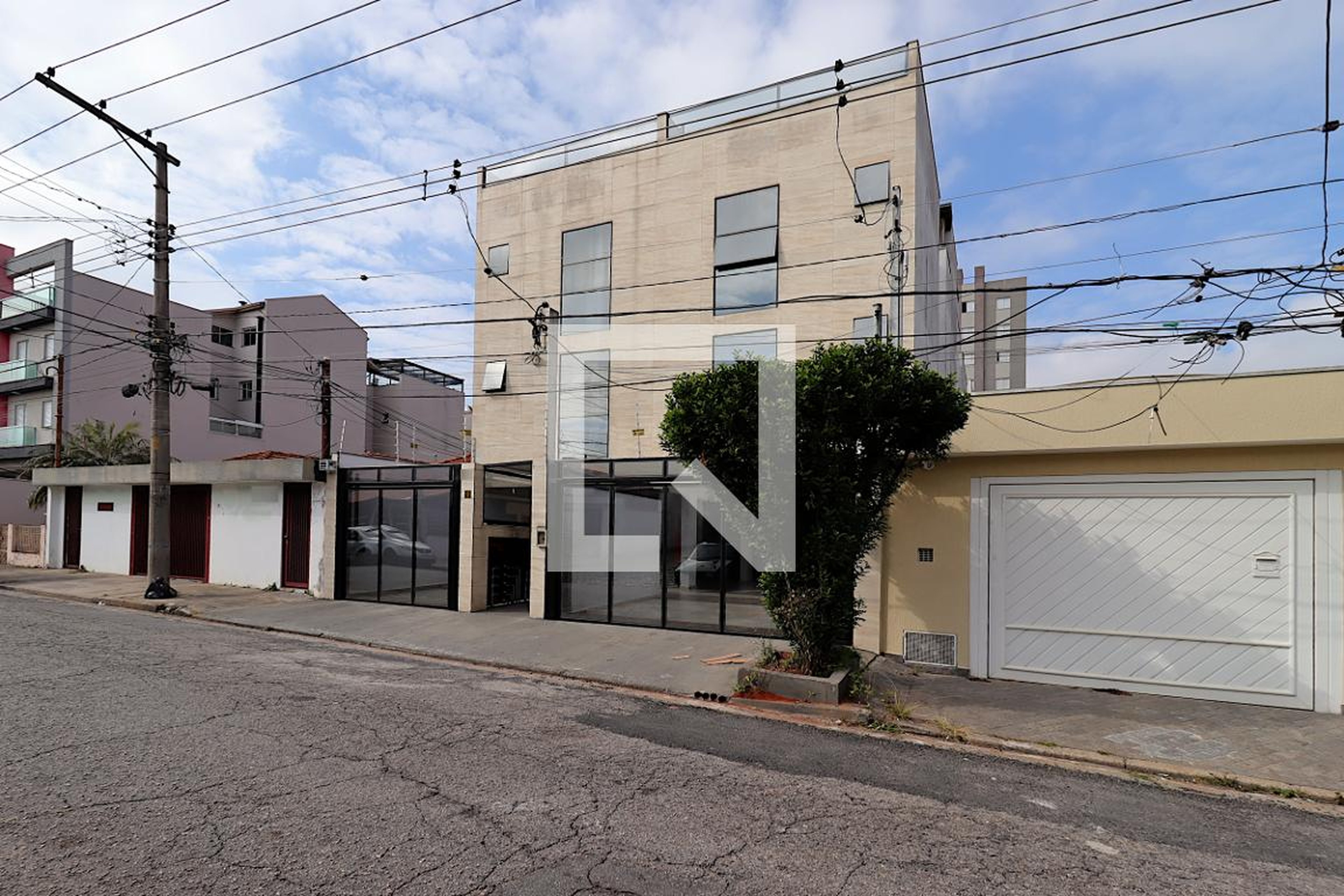 Fachada Condomínio em Rua Jaguará, 163