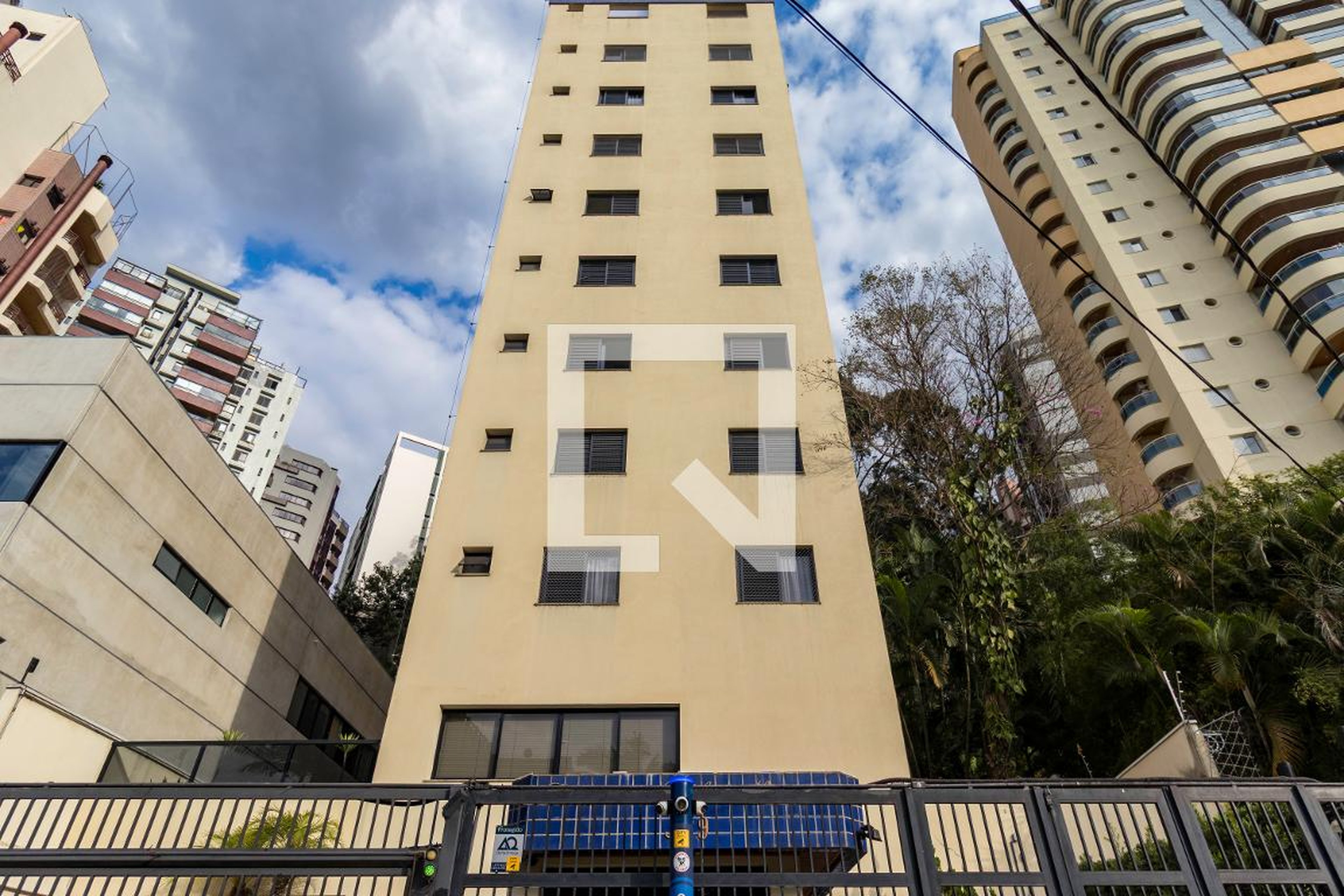 Fachada Edifício Nemesis