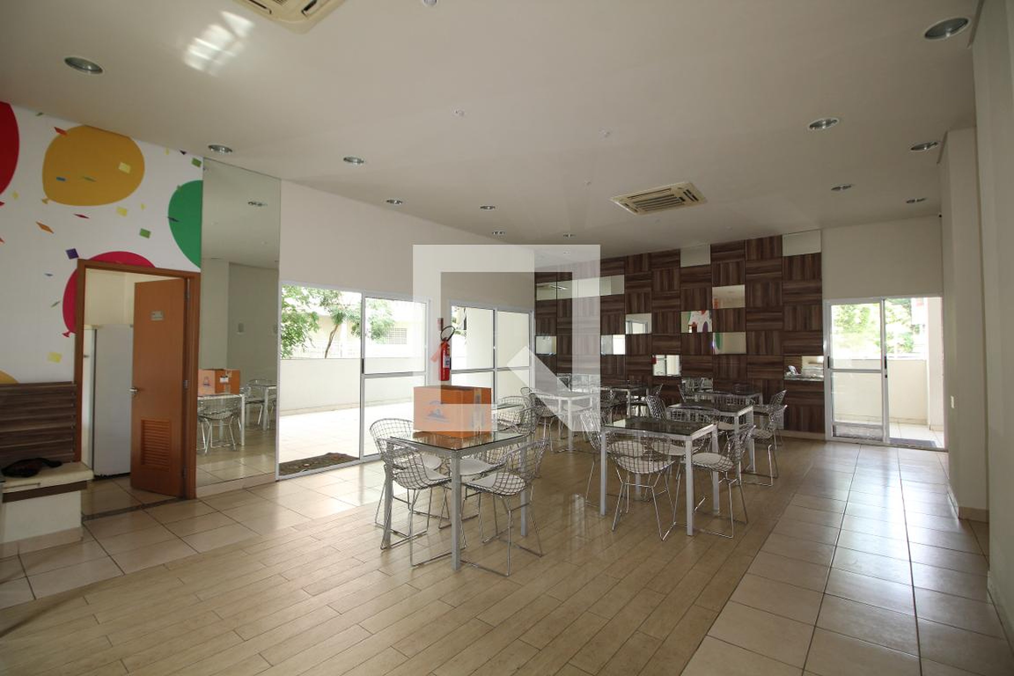 Salão de Festas - Via Alto Mapendi