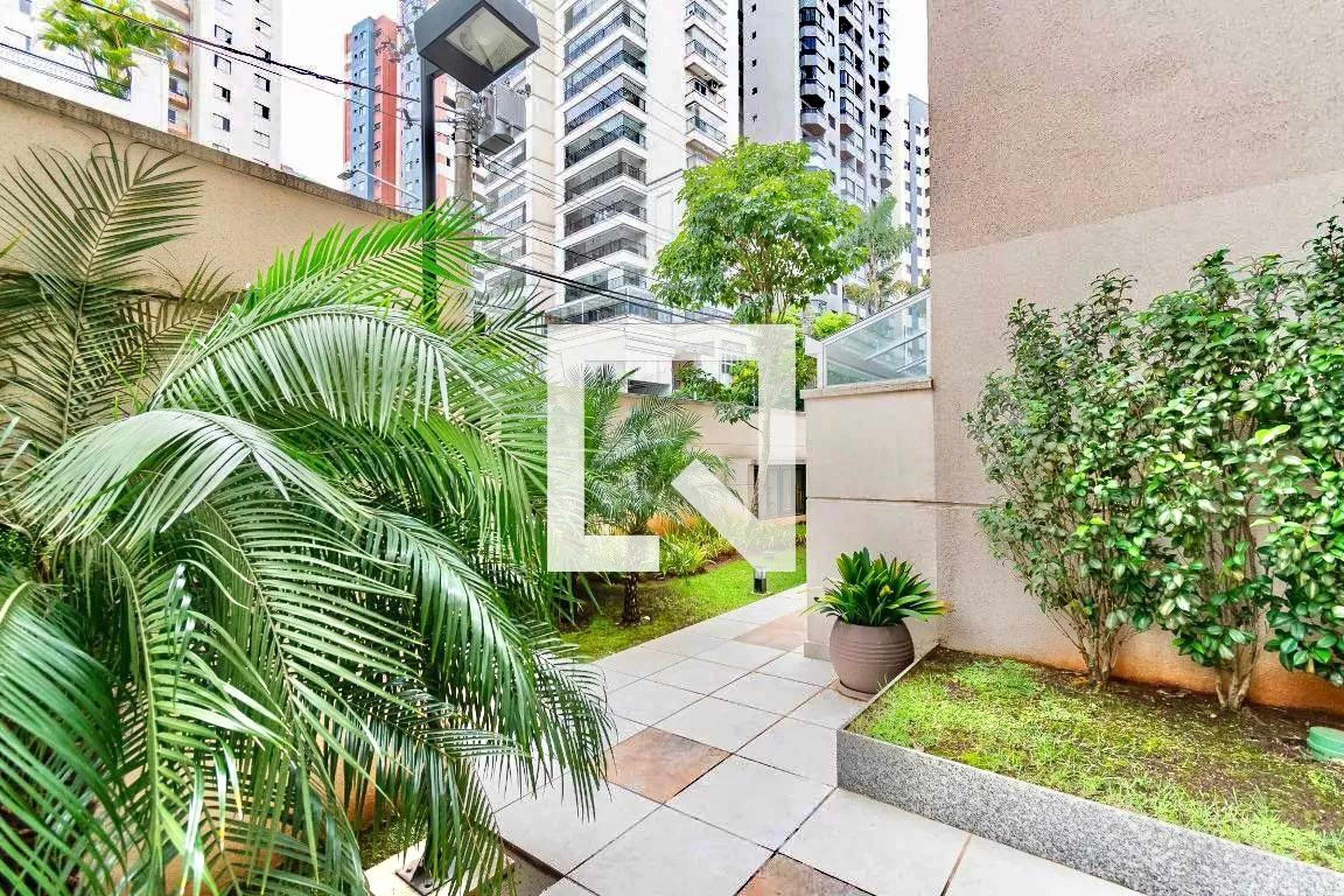 Hall de entrada - My Space Conceição