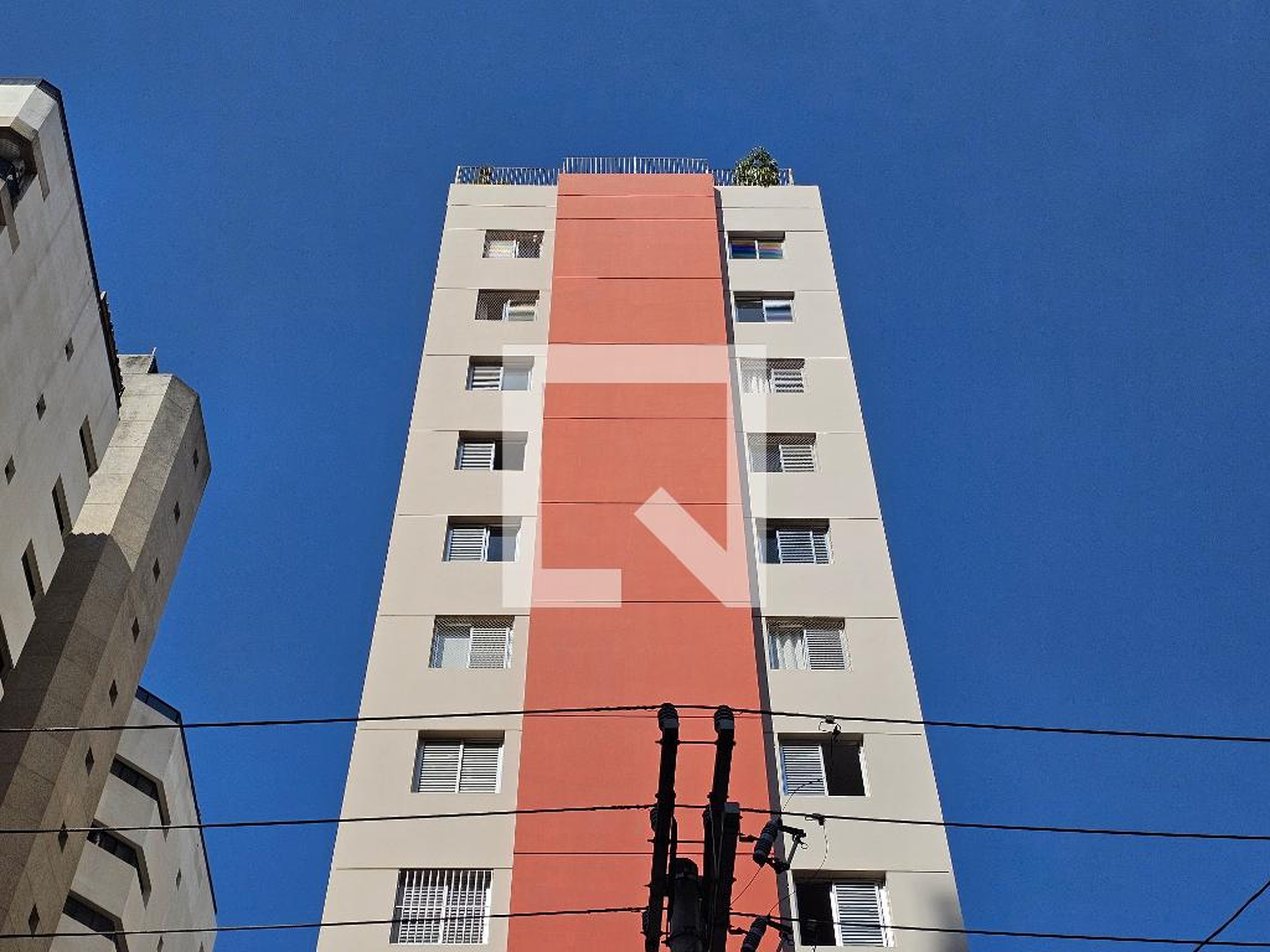 Fachada Condomínio Hermínia de Castro