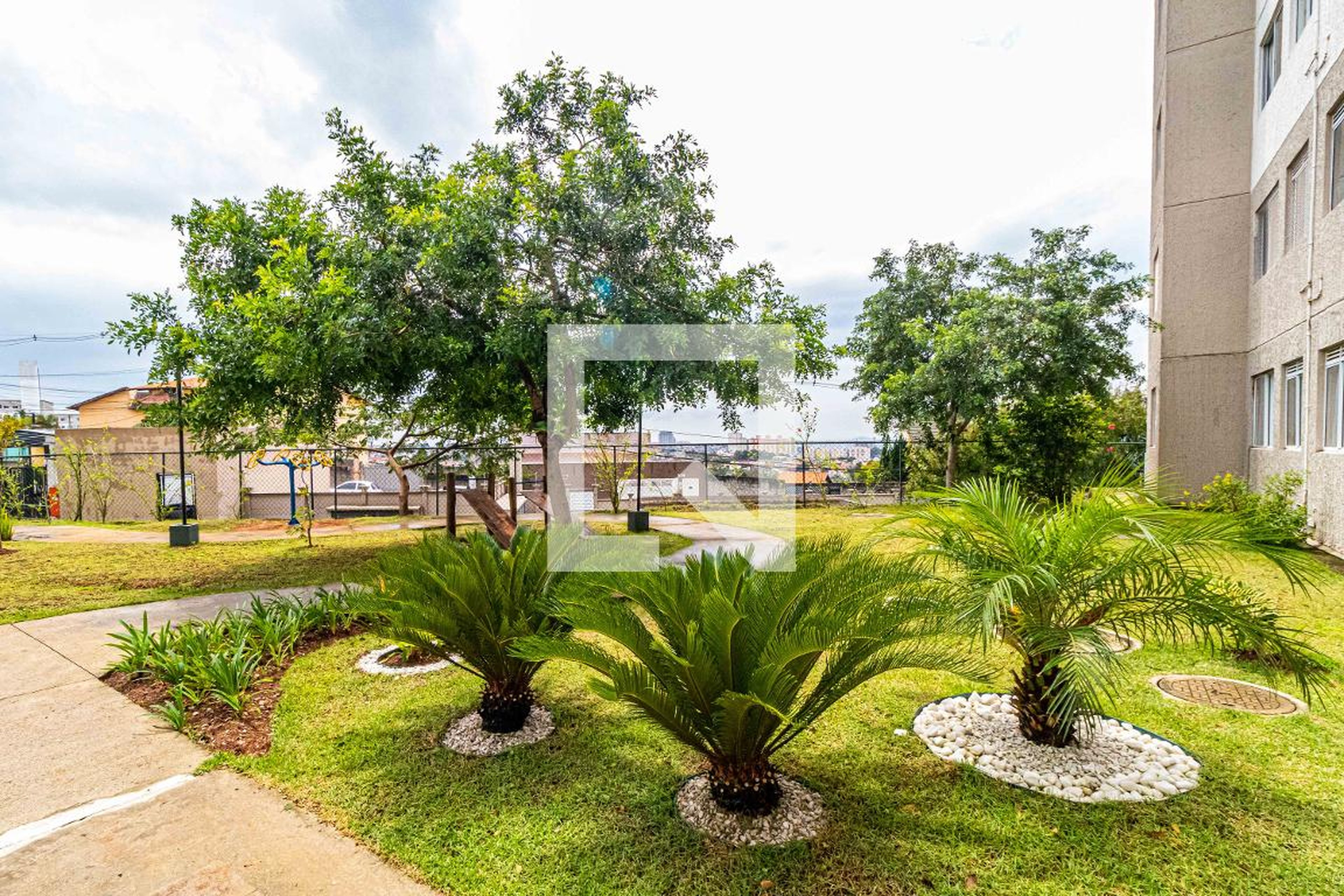 Condomínio - Residencial Jade