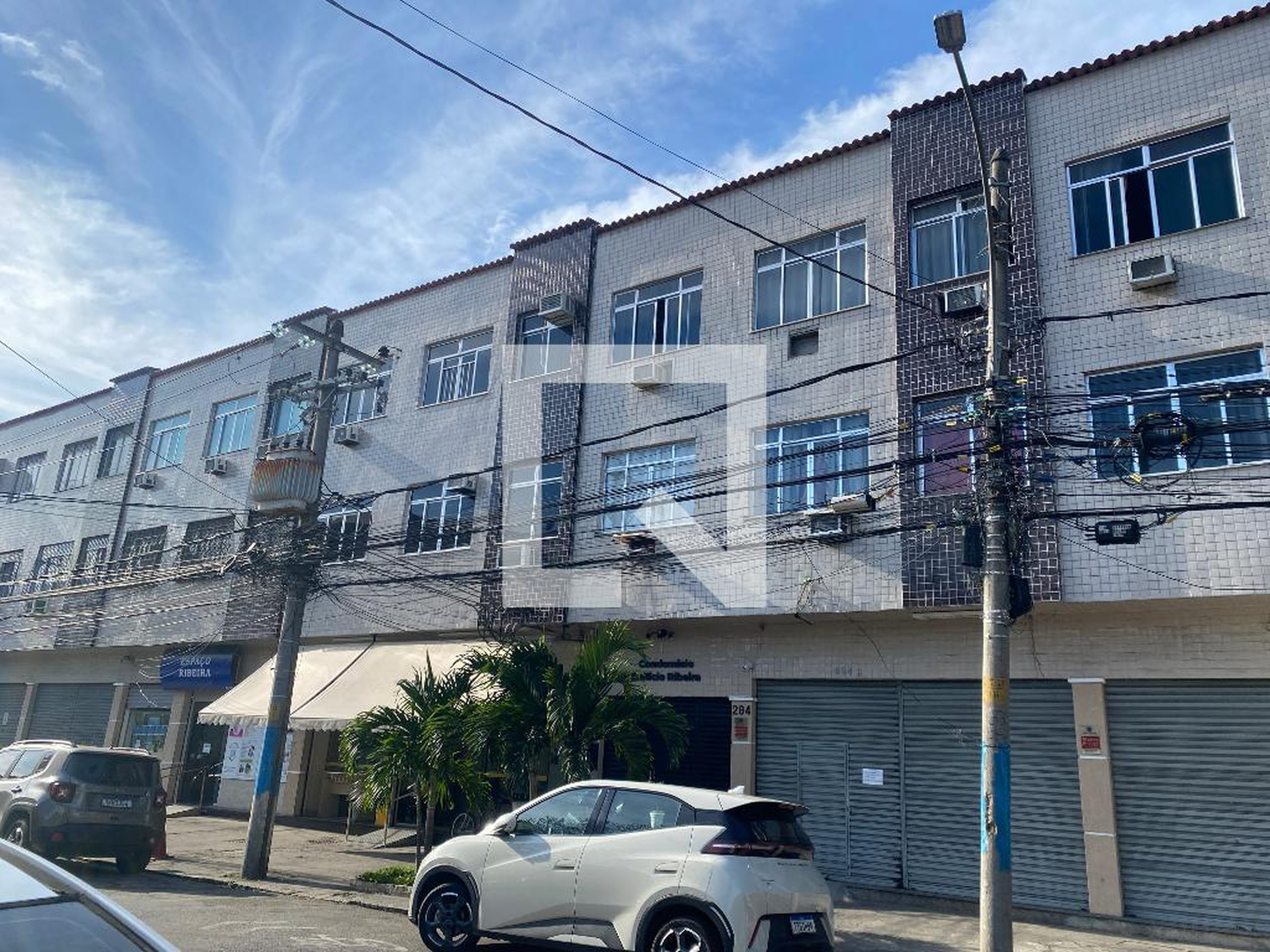 Fachada Condomínio em Rua Fernandes da Fonseca, 284