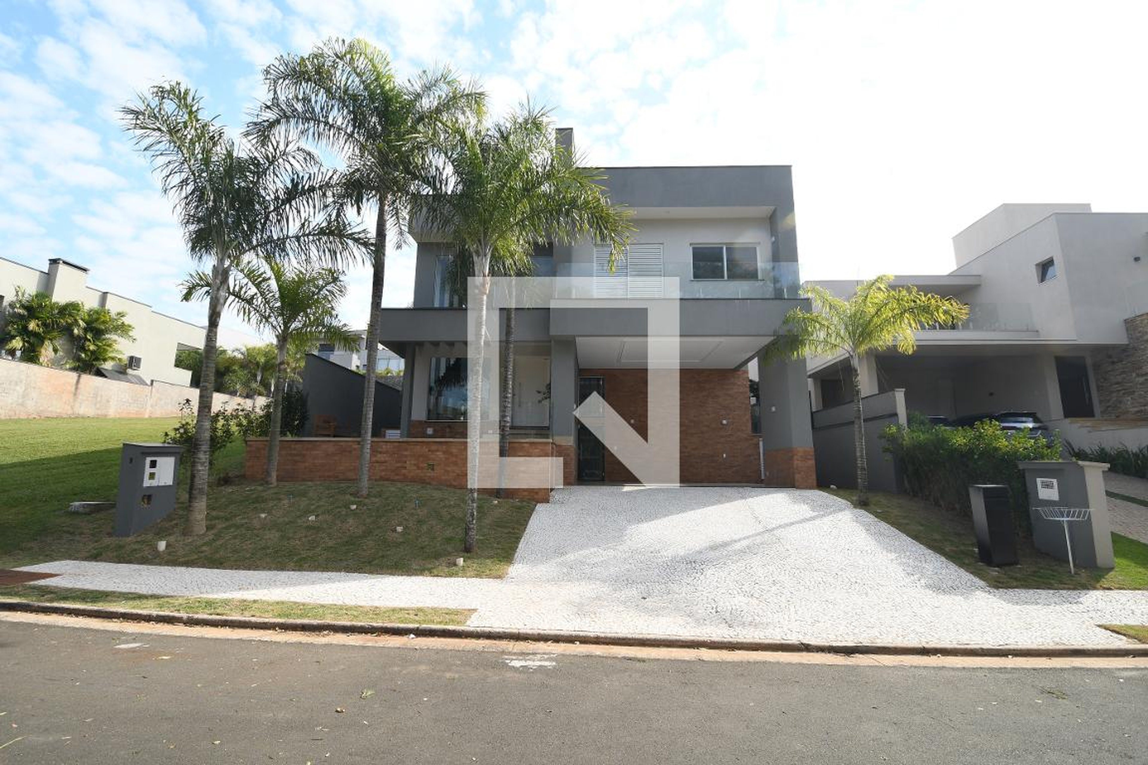 Fachada Condomínio Alphaville Dom Pedro