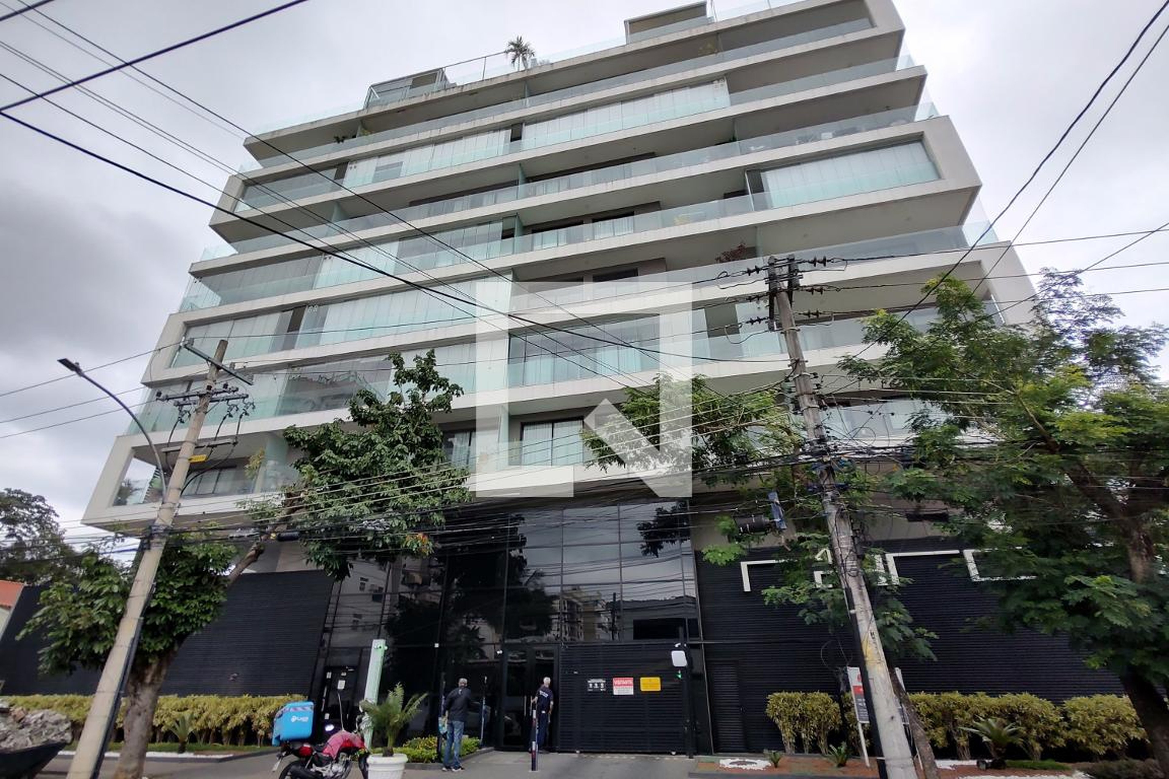 Fachada do Prédio Condomínio Raro