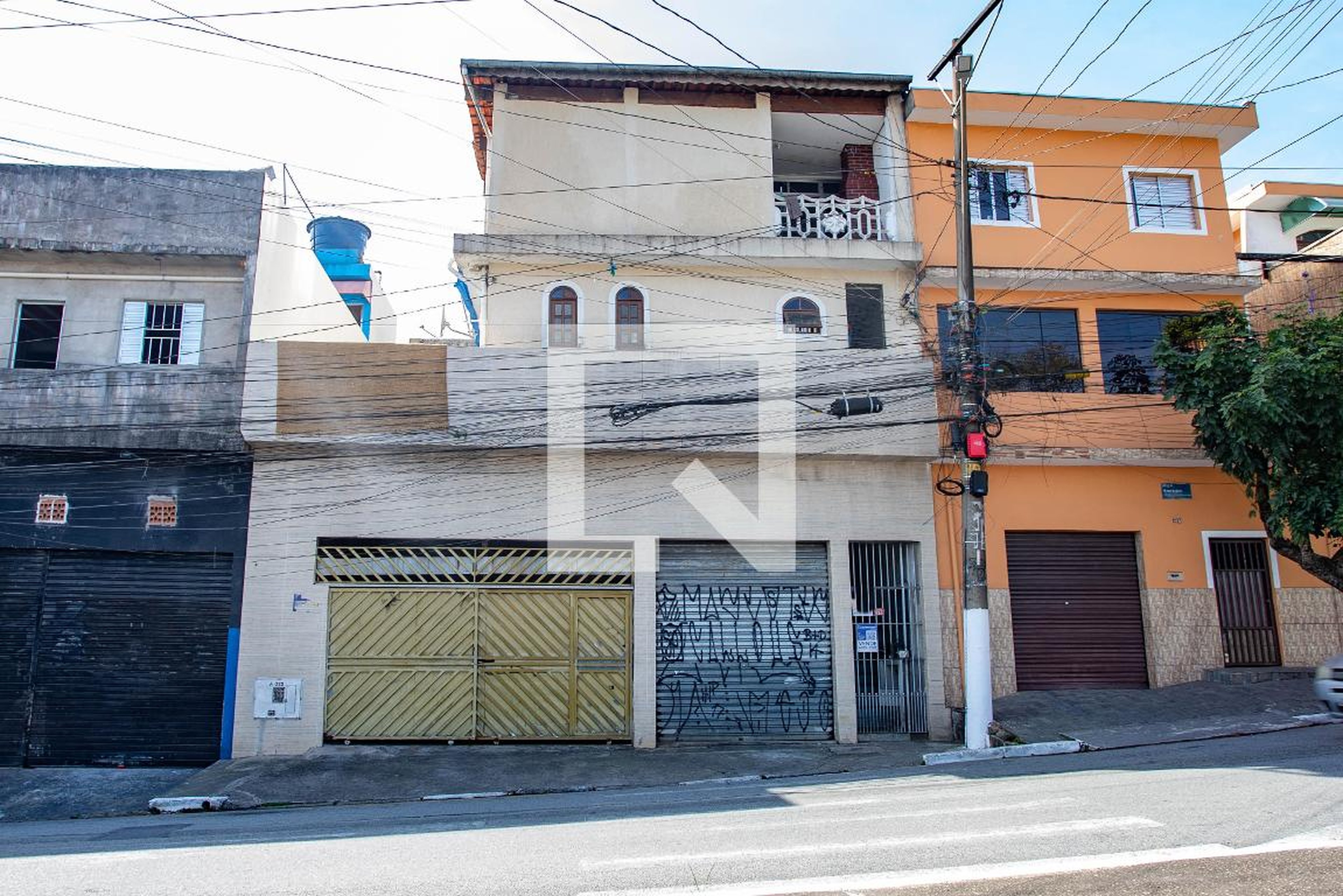 Fachada Condomínio em Rua Marconi, 213