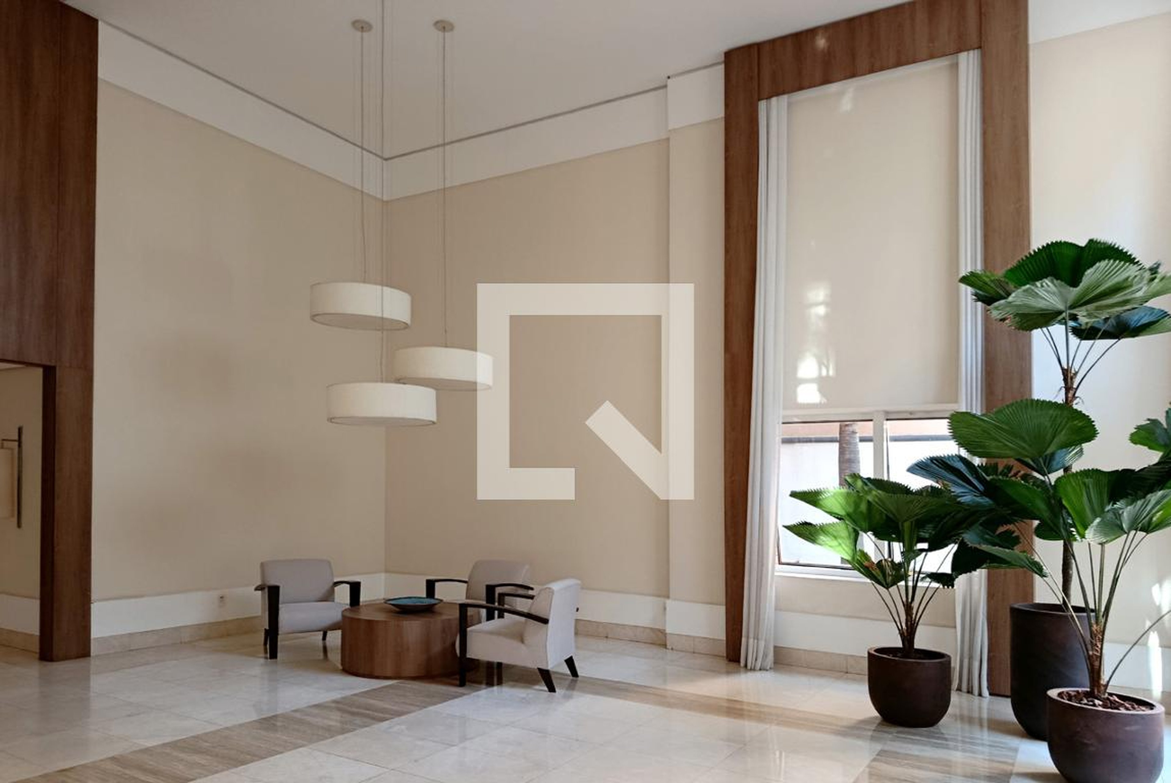 Hall de entrada - Vertical Space