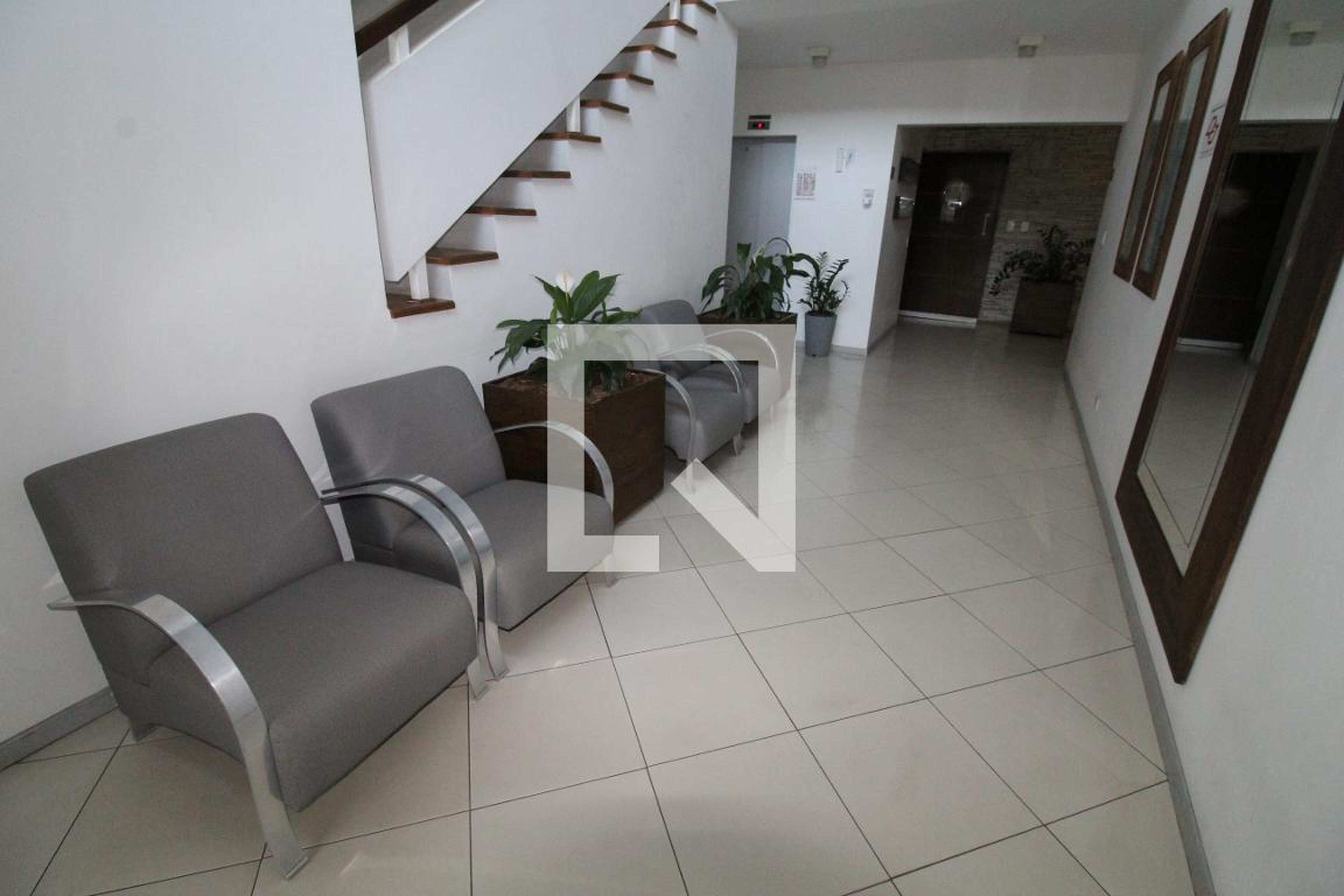 Hall de entrada - Di Varese