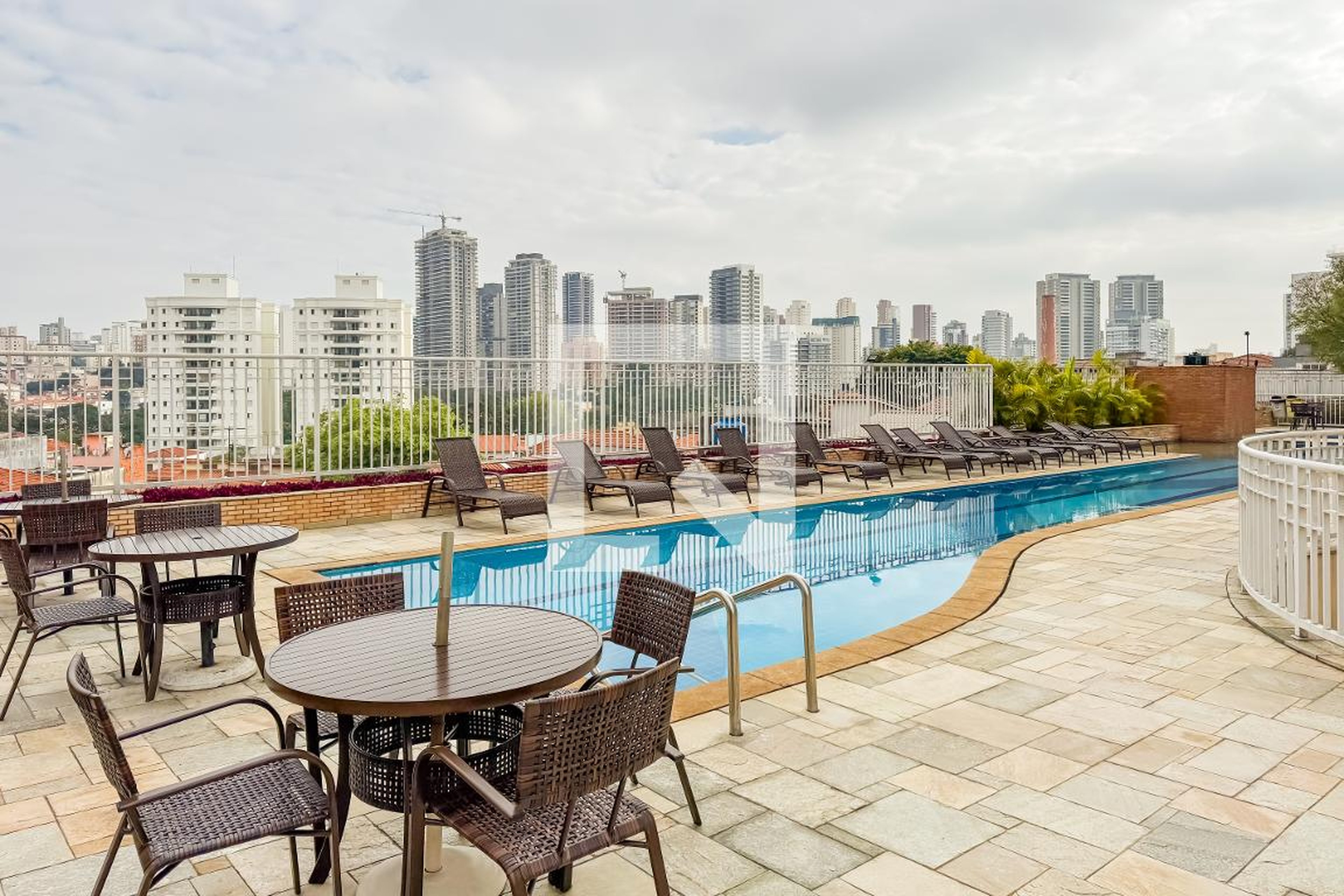 Piscina - Maria Bucalém Haddad - BL E