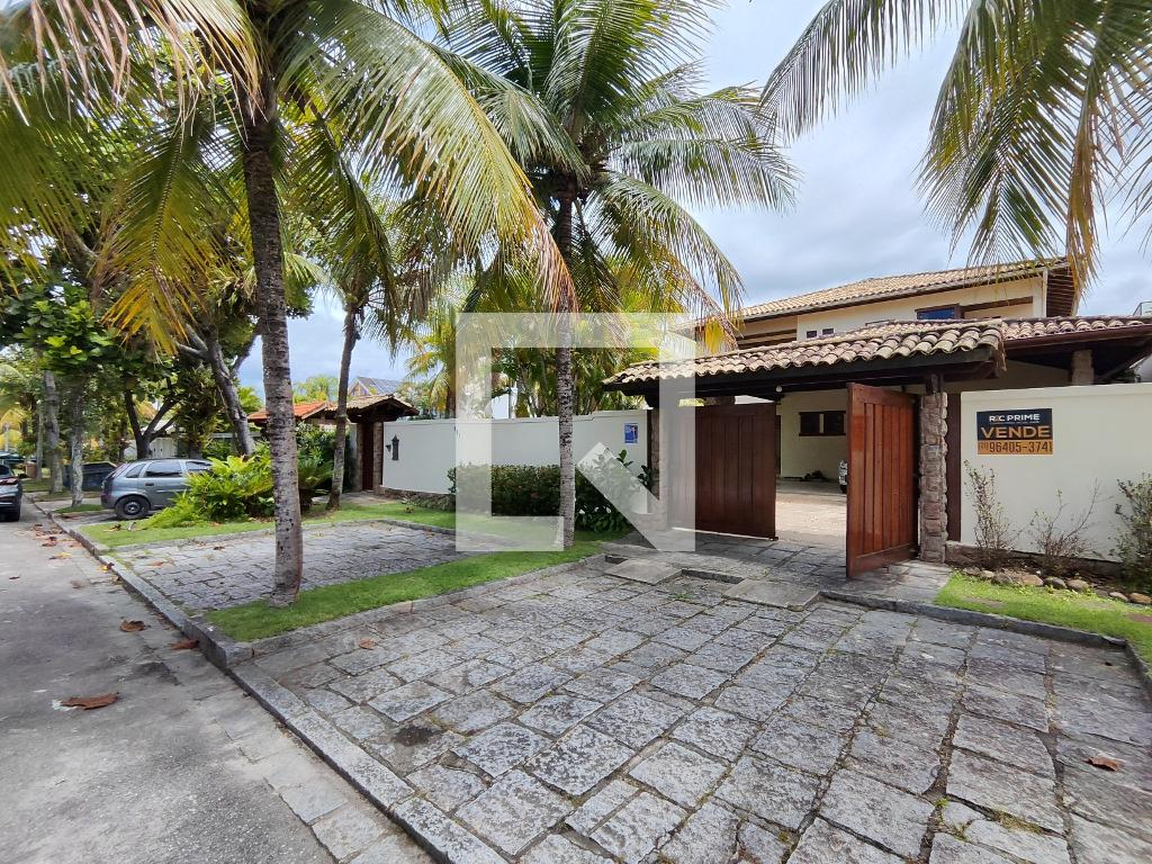 Fachada Condomínio em Rua Brisa do Mar, 191