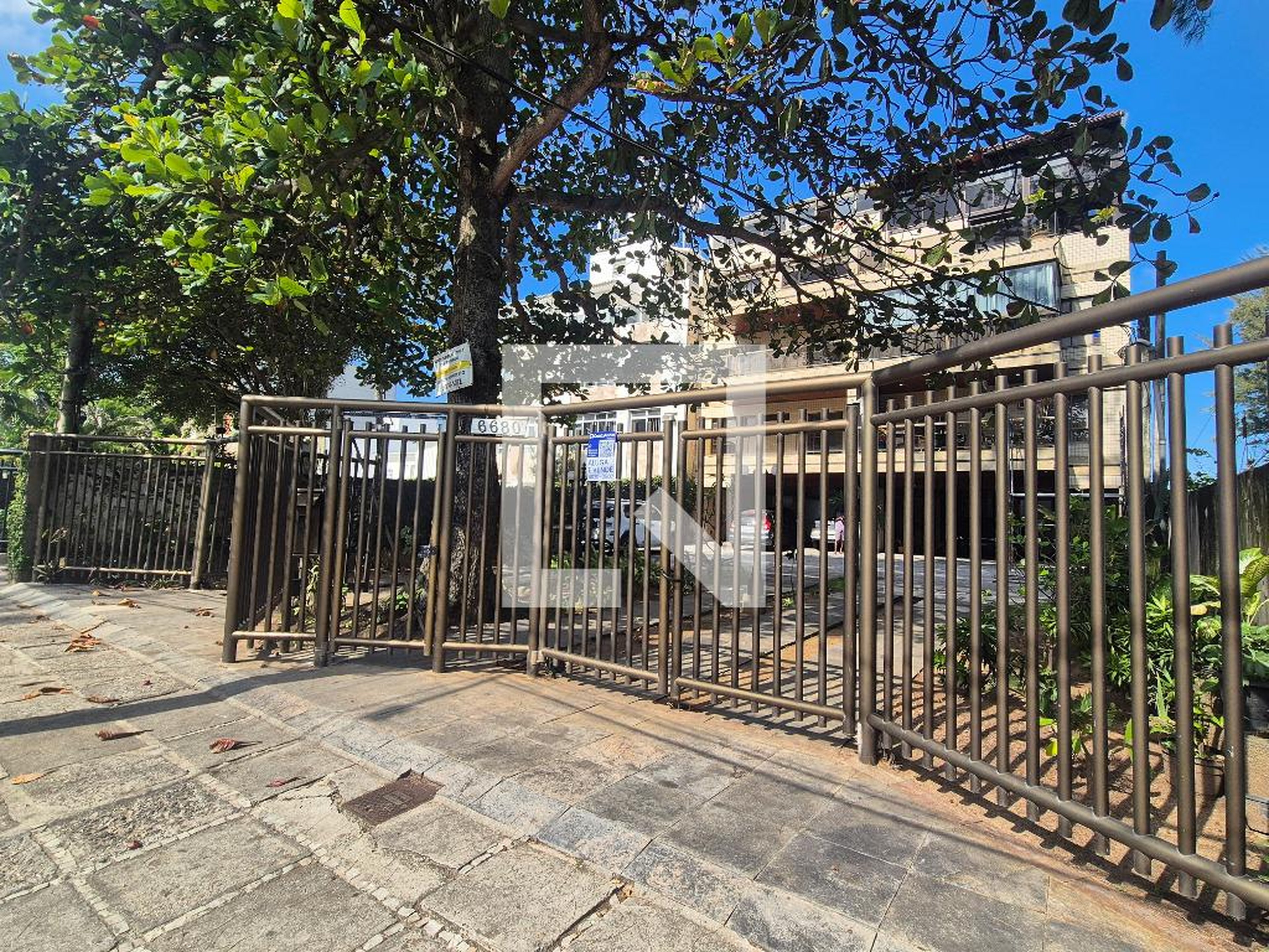 Fachada Condomínio em Estrada do Pontal, 6680