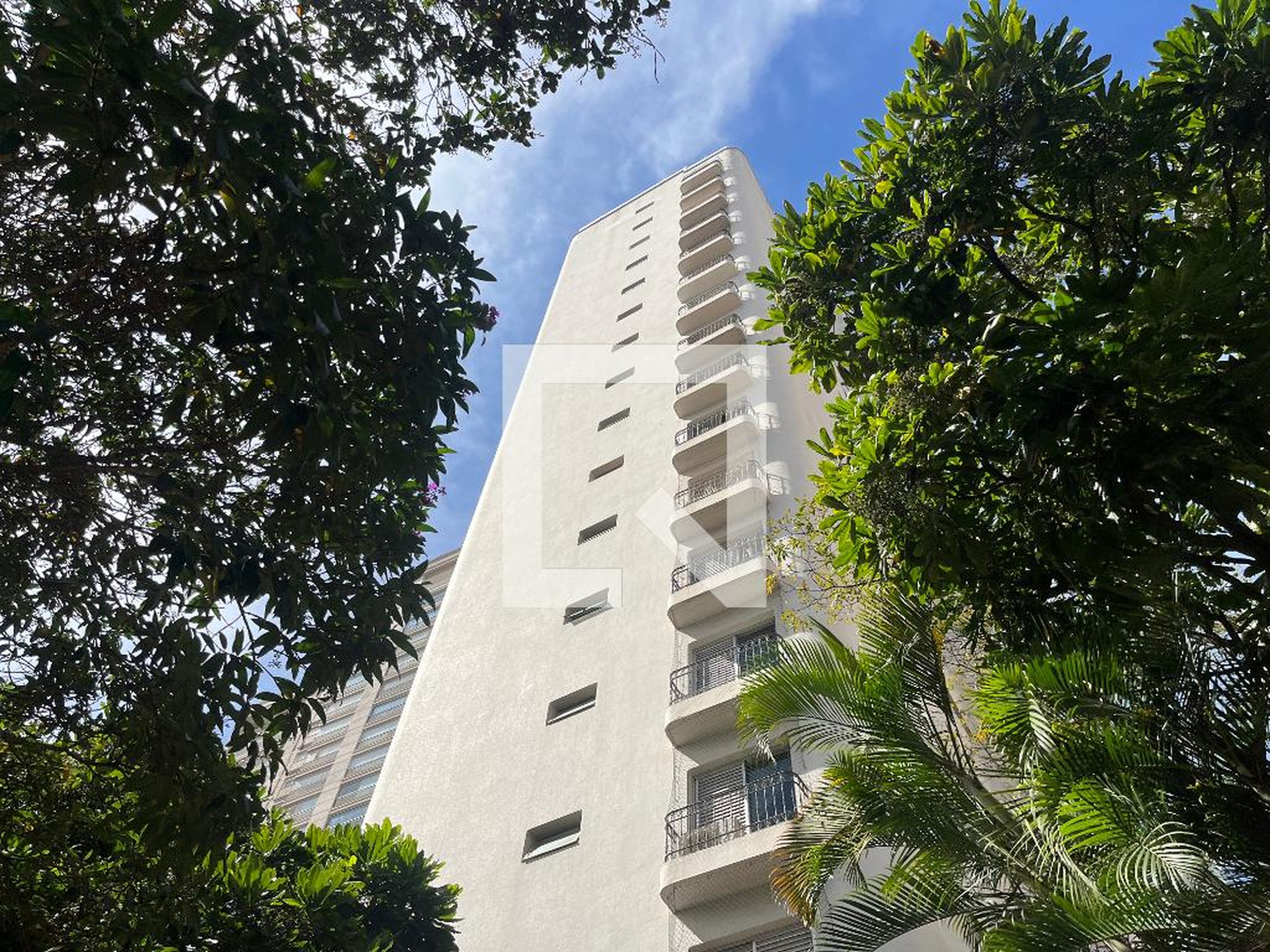 Fachada do Prédio Condomínio Toriba