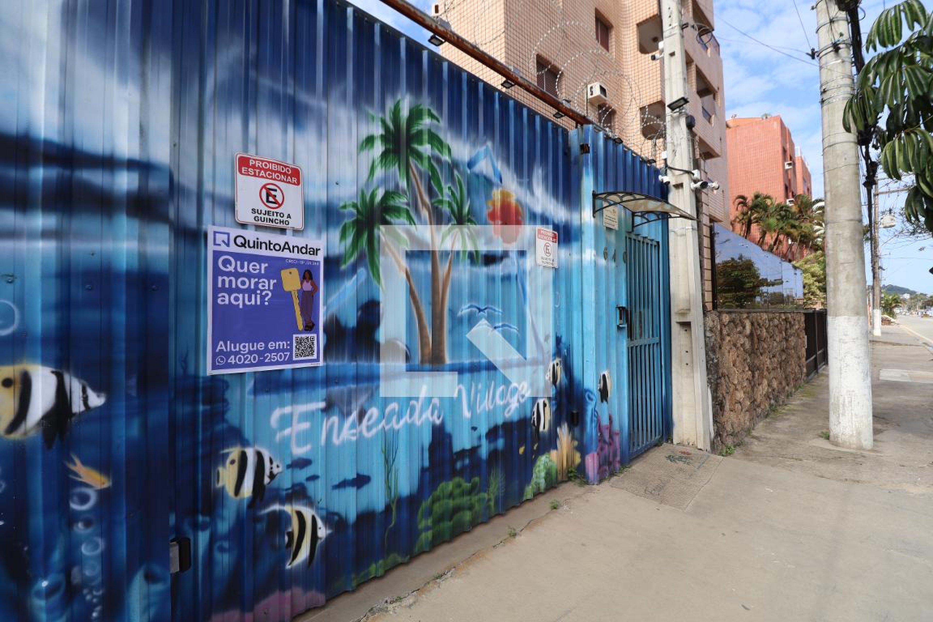 Fachada Condomínio Enseada Village Guarujá