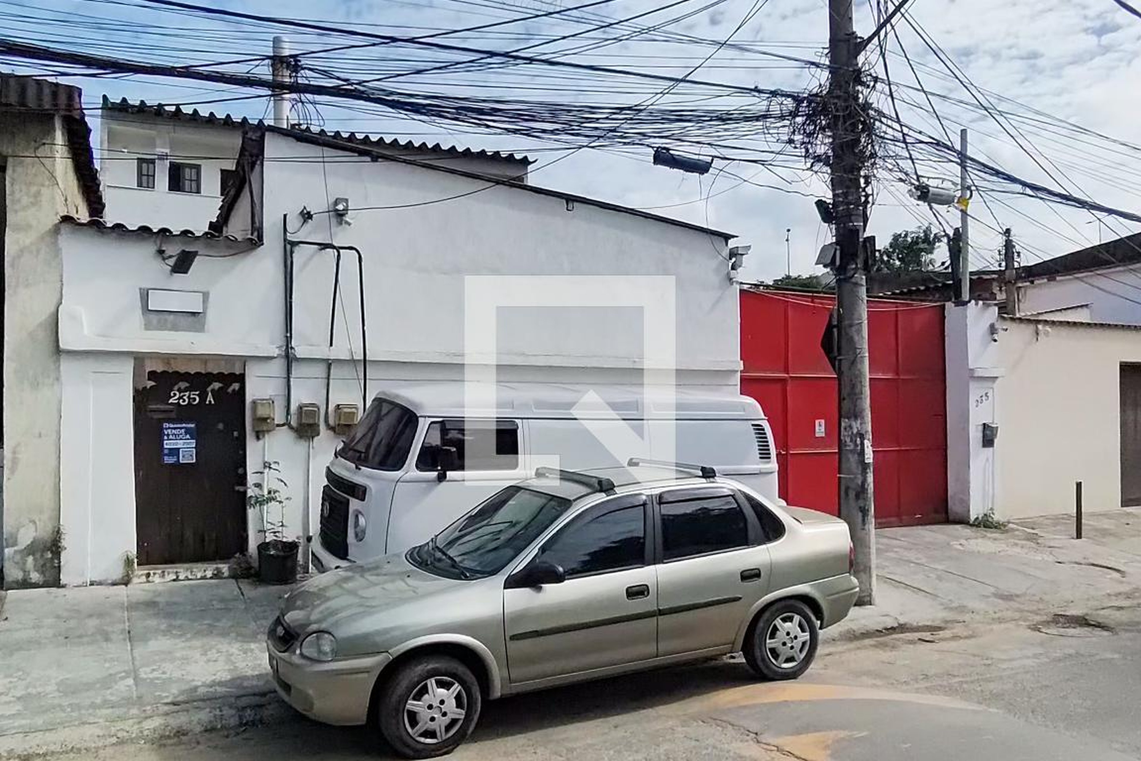 Fachada Condomínio em Rua Soldado Damásio Gomes, 235