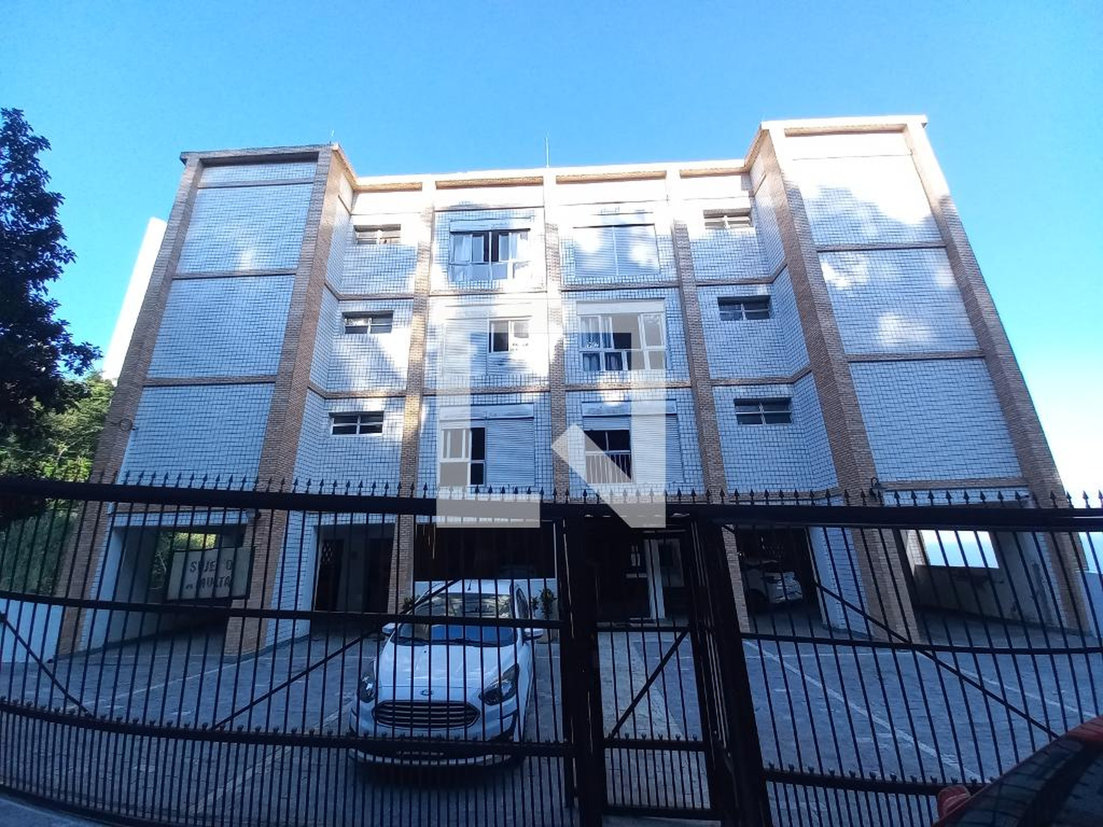 Fachada do Prédio Edifício Embaúba
