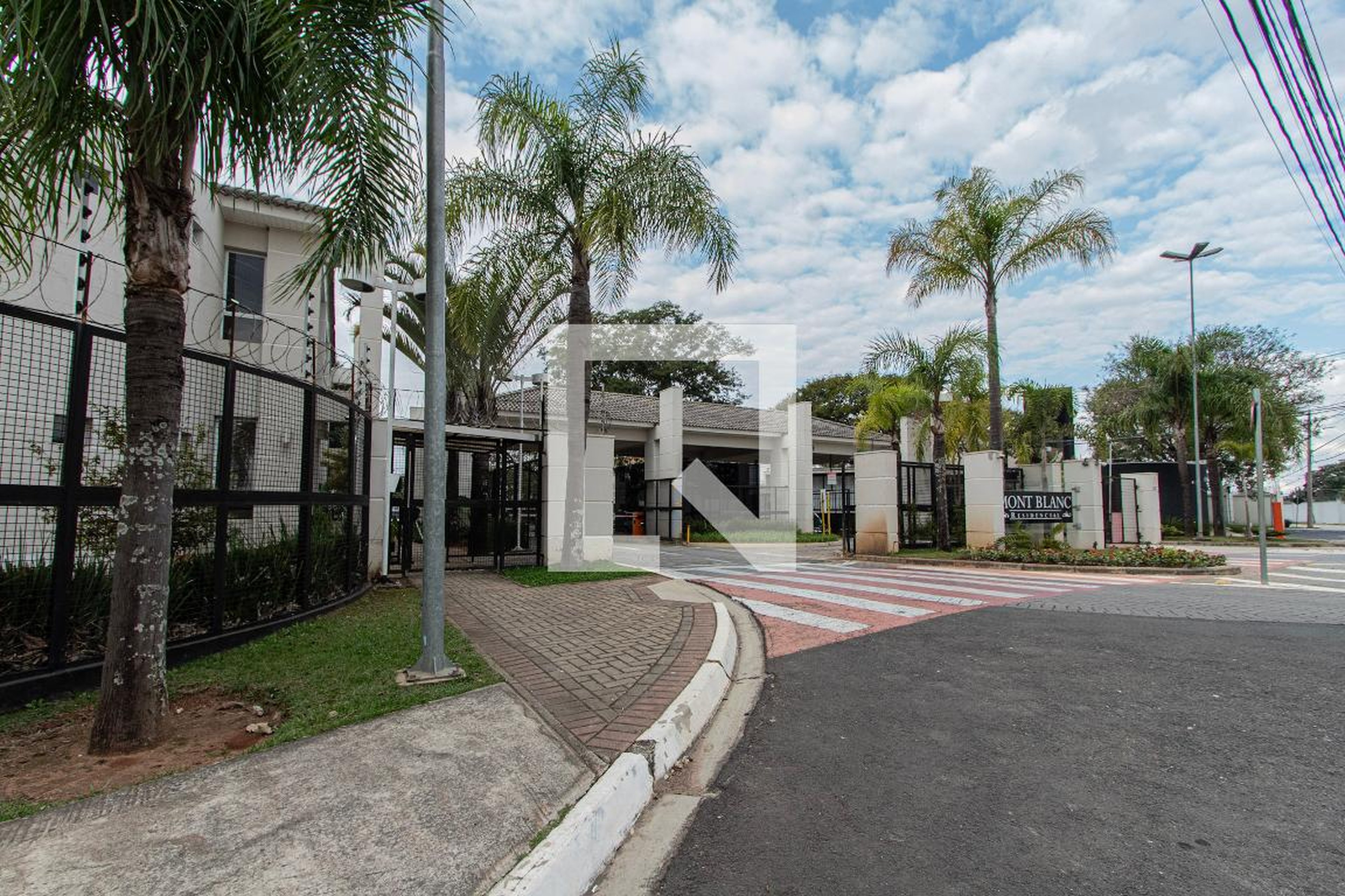 Fachada Condomínio em Rua Francisco da Silva Martins, 46