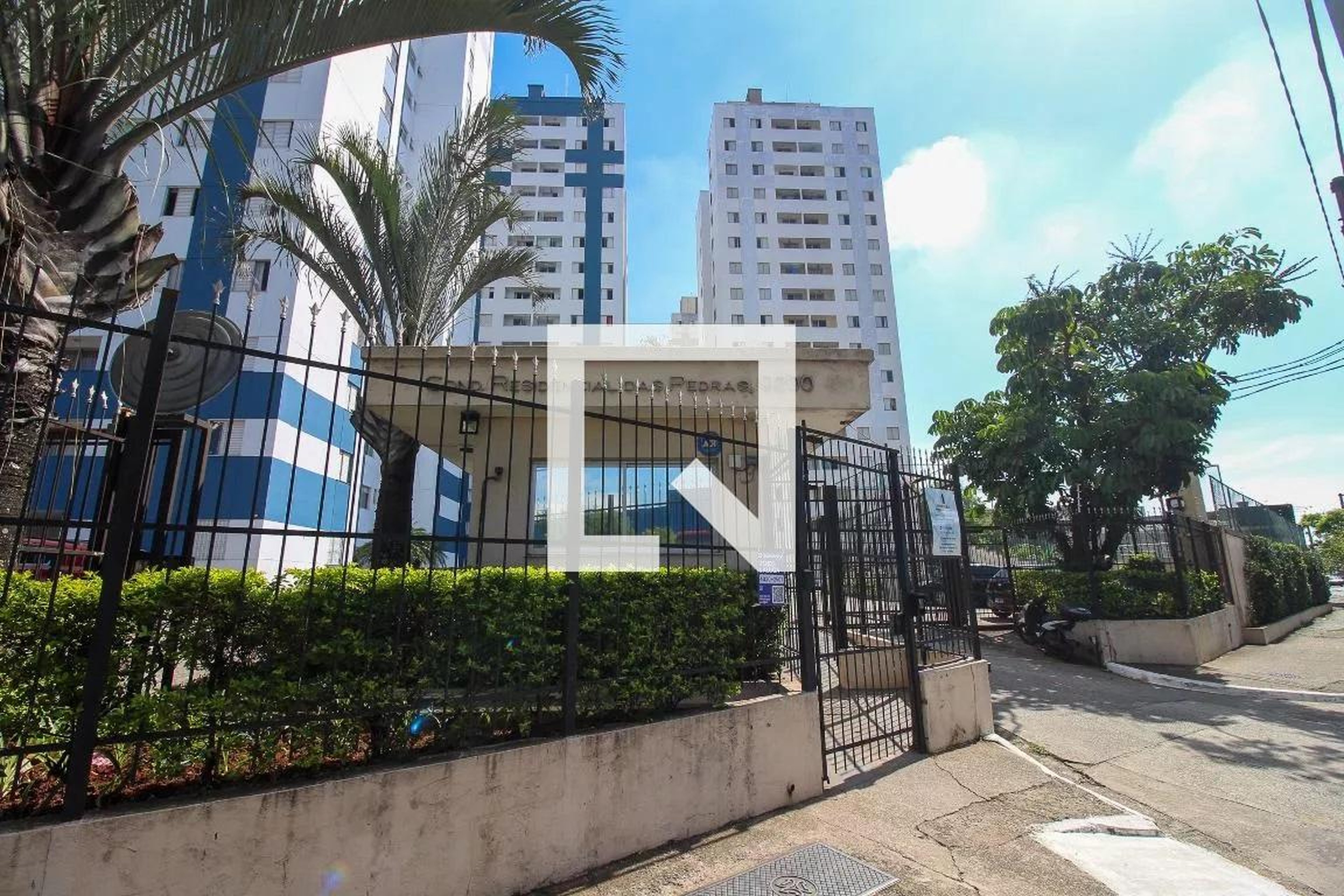 Fachada Condomínio em Avenida Professor Luiz Inácio de Anhaia Melo, 9200