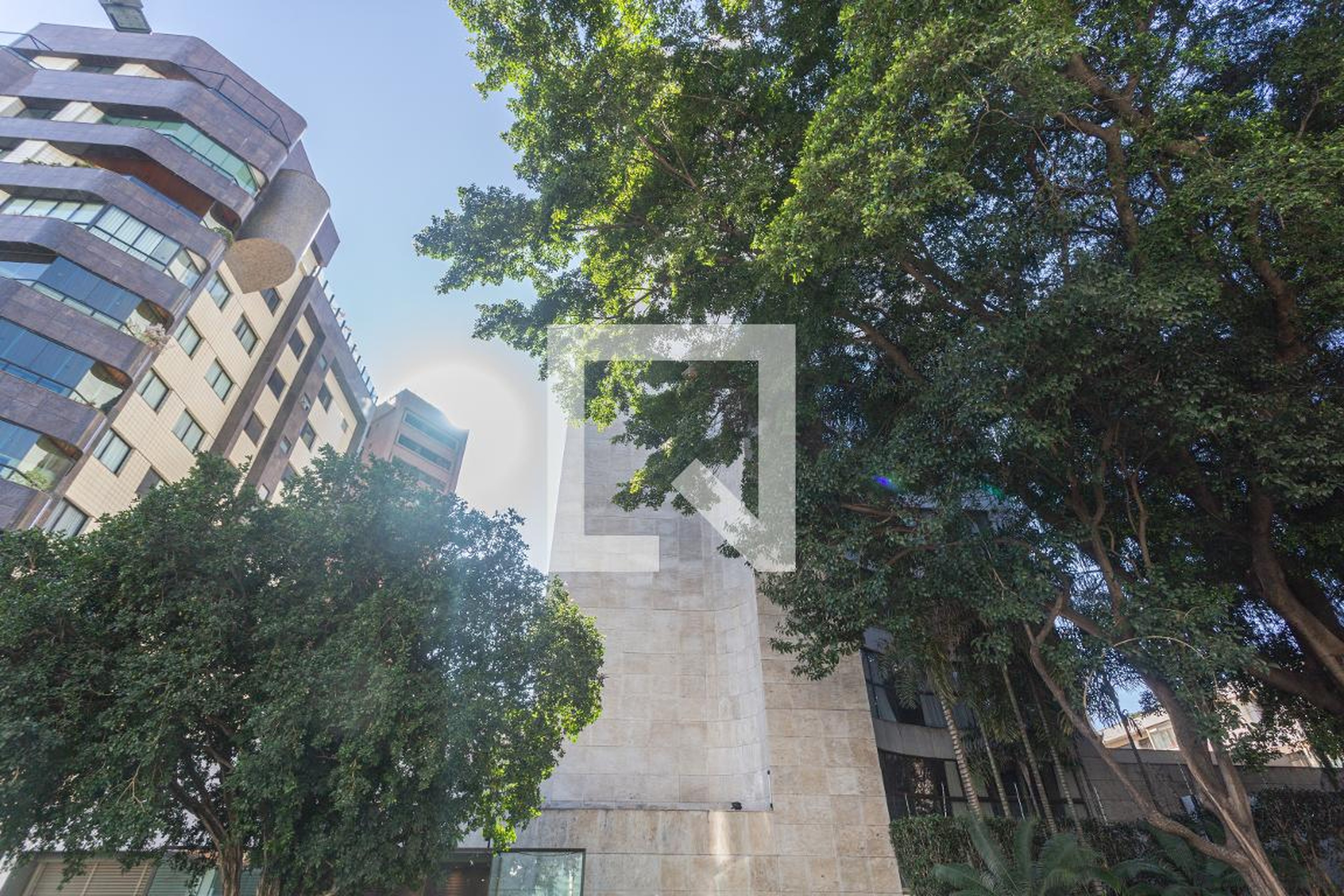 Fachada Edifício Três Árvores