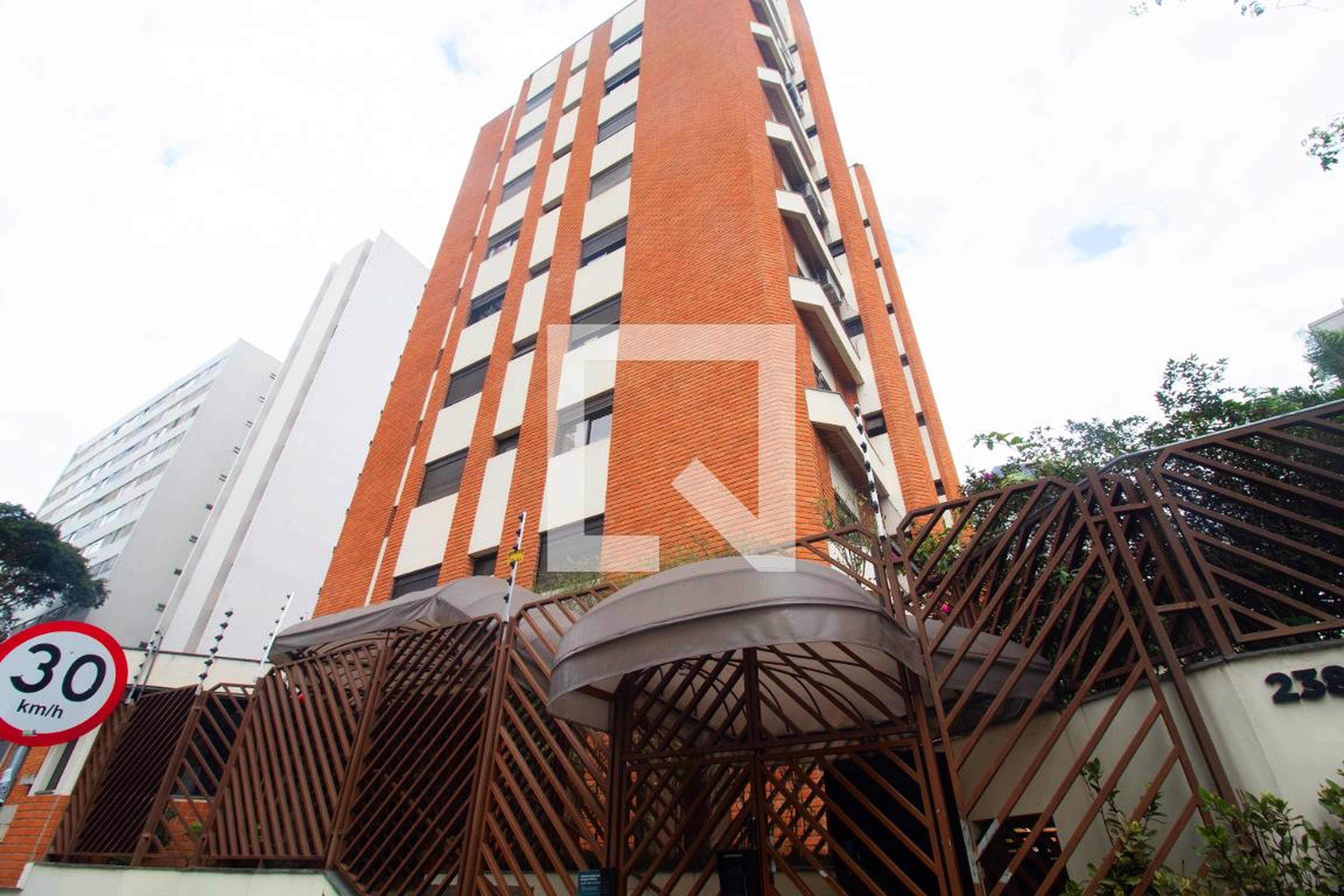 Fachada Condomínio Villa Arie