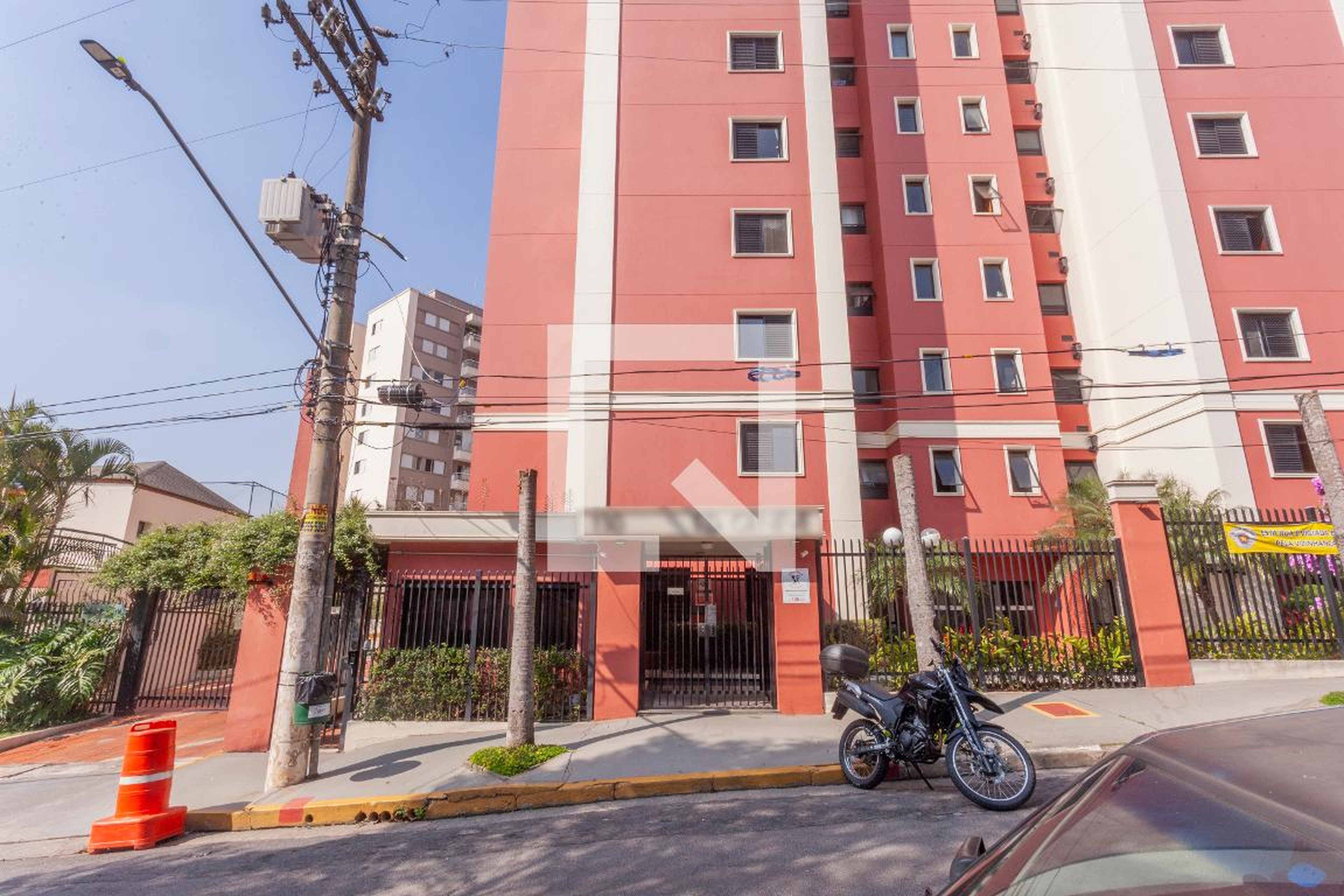 Fachada Condomínio Geneve