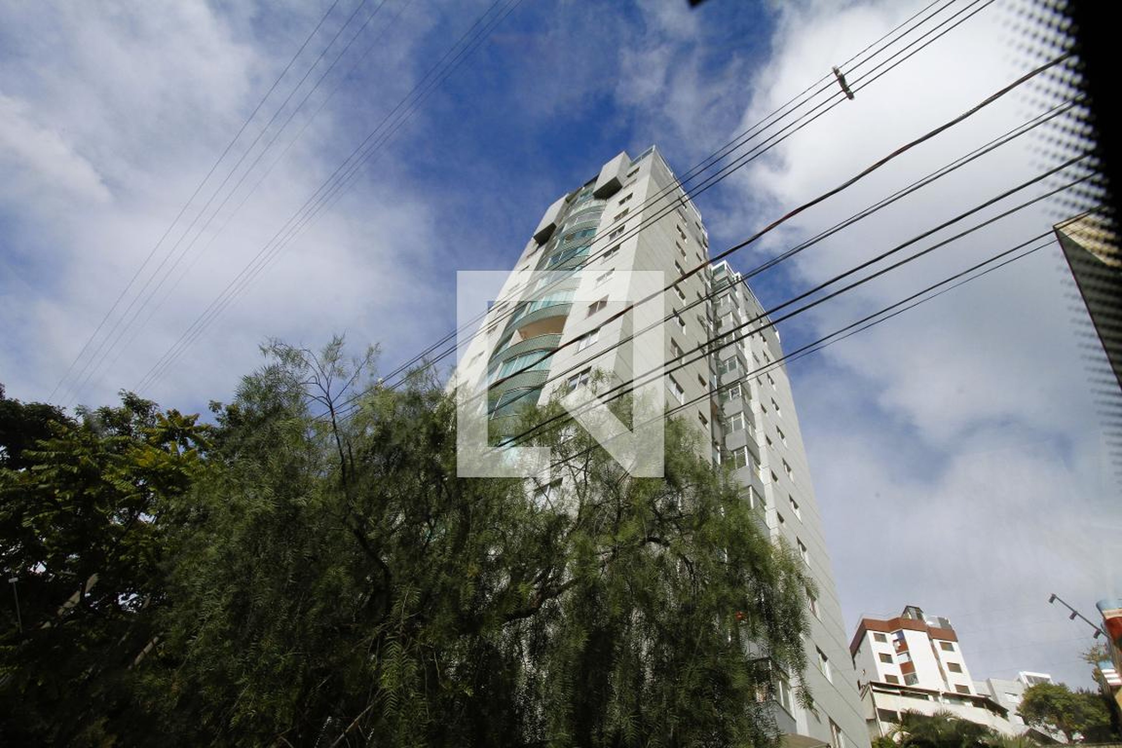 Fachada do Prédio Residencial Ville de France