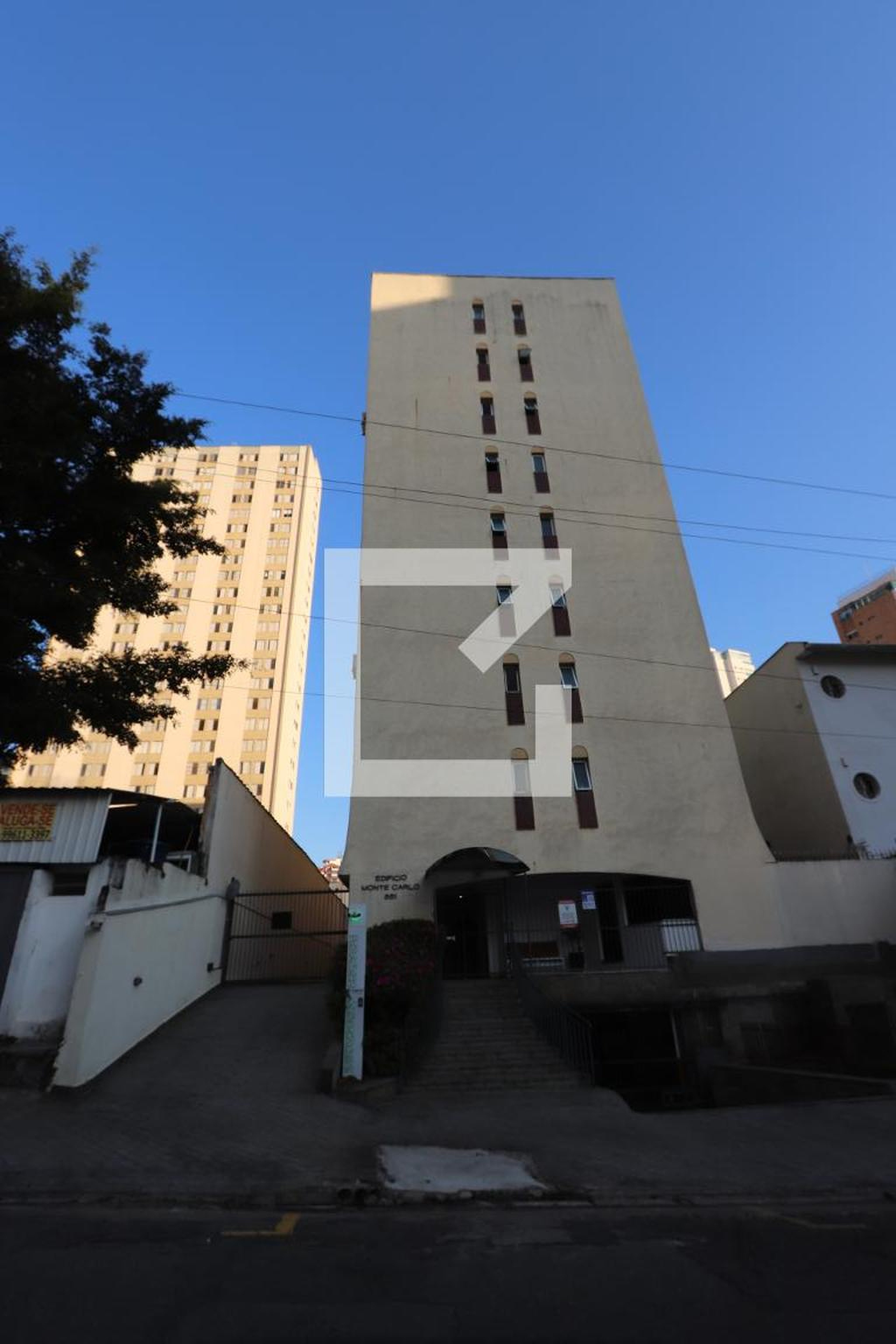Fachada do Prédio Condomínio Monte Carlo