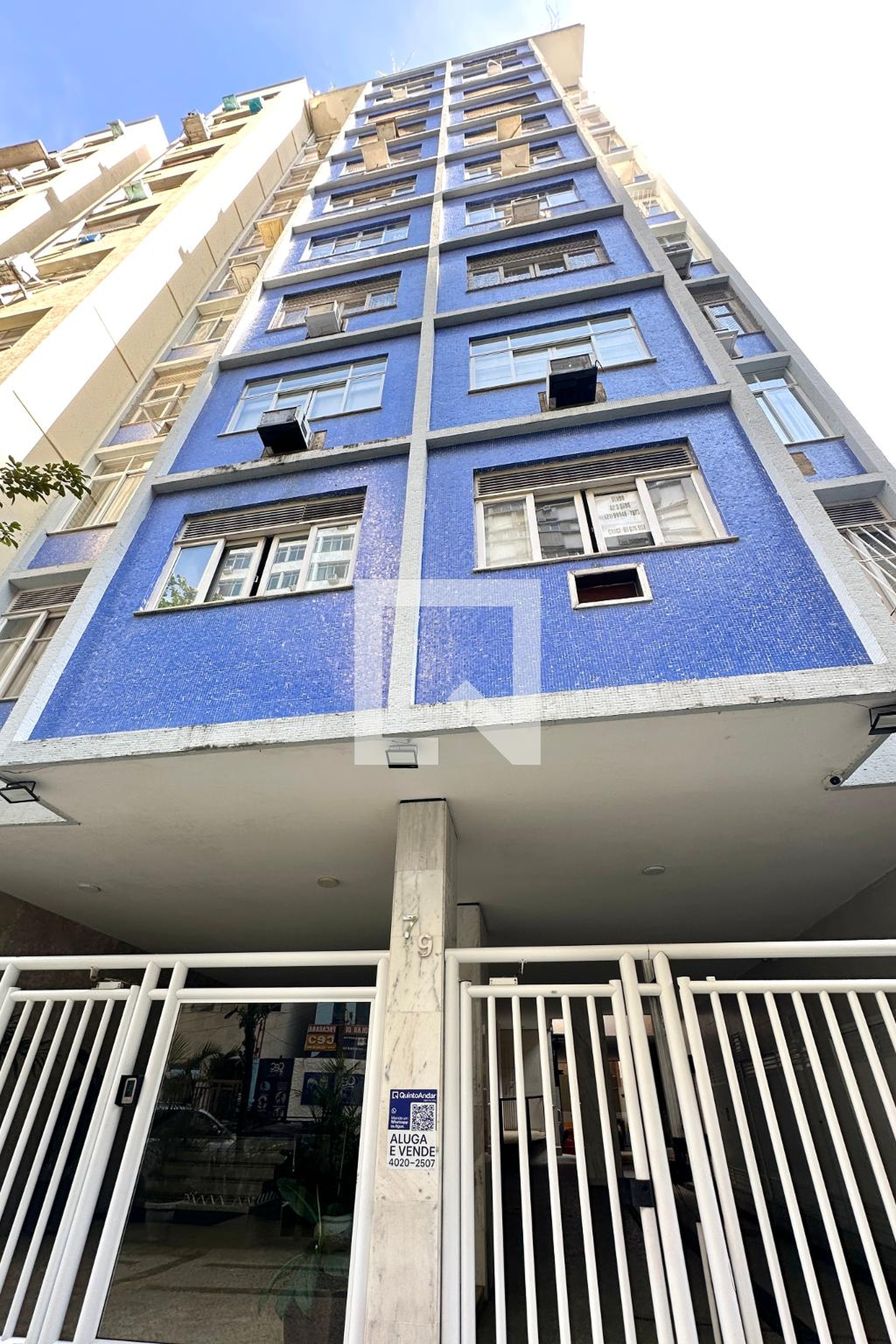 Fachada Edificio Azul