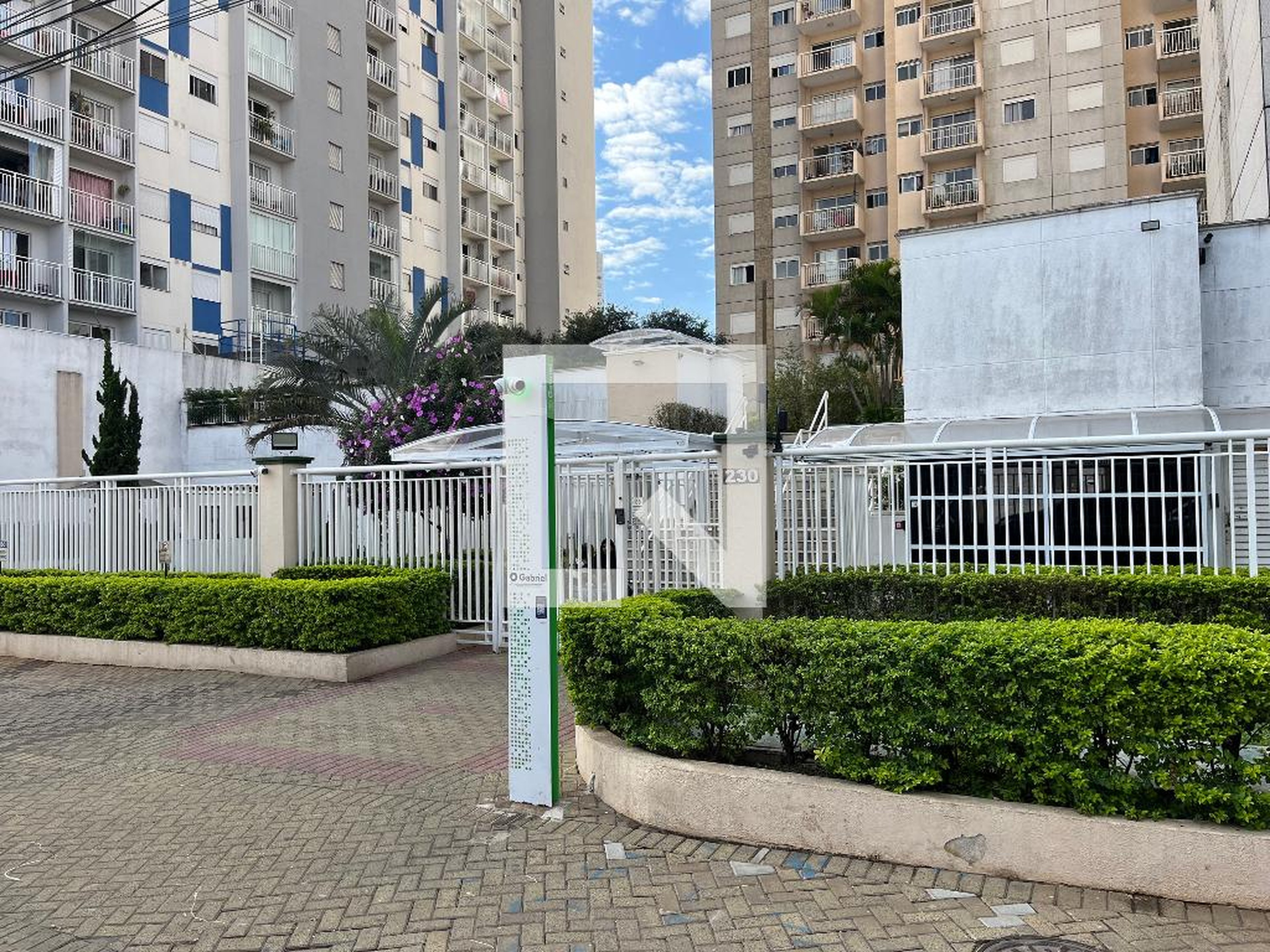 Fachada do Prédio Condomínio Mundo Apto Barra Funda