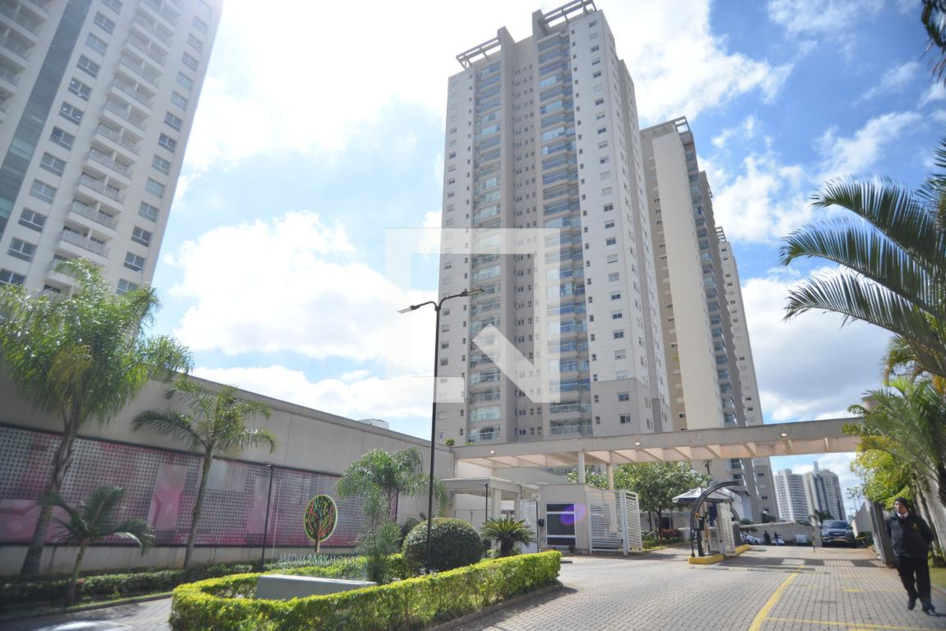 Fachada do Prédio Condomínio Jardim Park House
