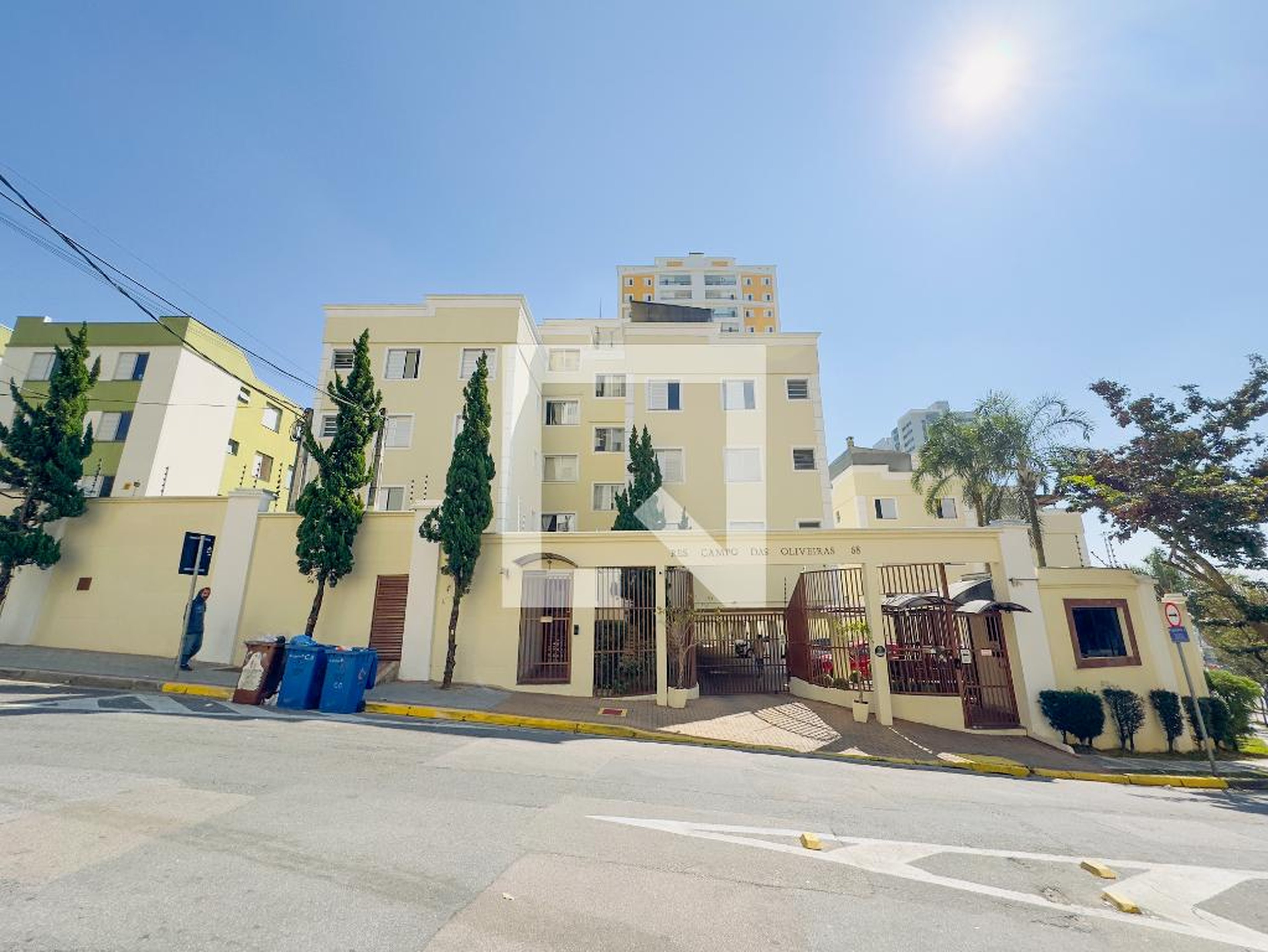 Fachada Condomínio Campo das Oliveiras