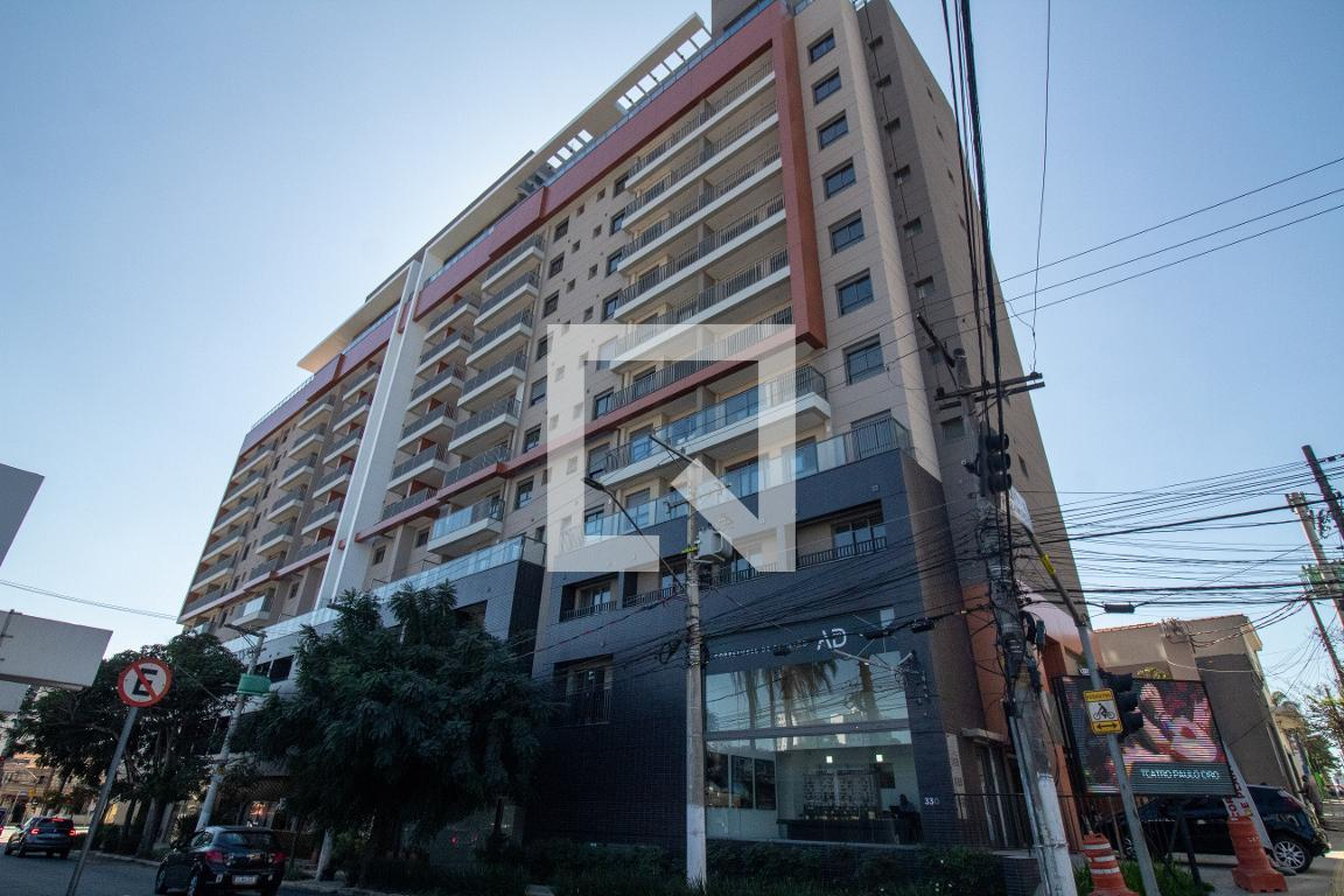 Fachada do Prédio Condomínio AD 330