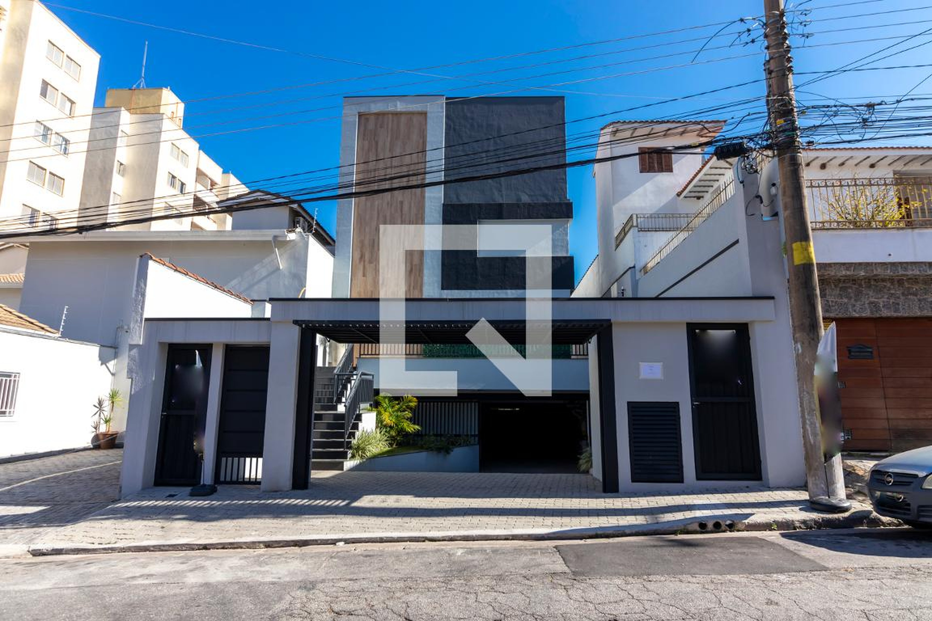 Fachada do Condomínio Condomínio em Rua Ana de Barros, 296