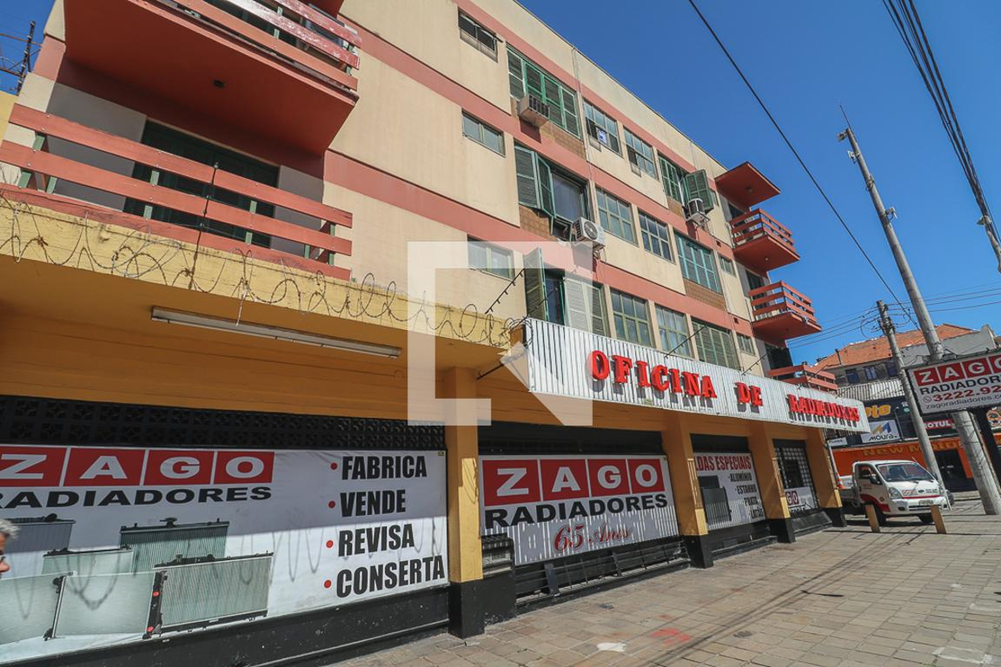 Fachada Condomínio em Rua Hoffmann, 386