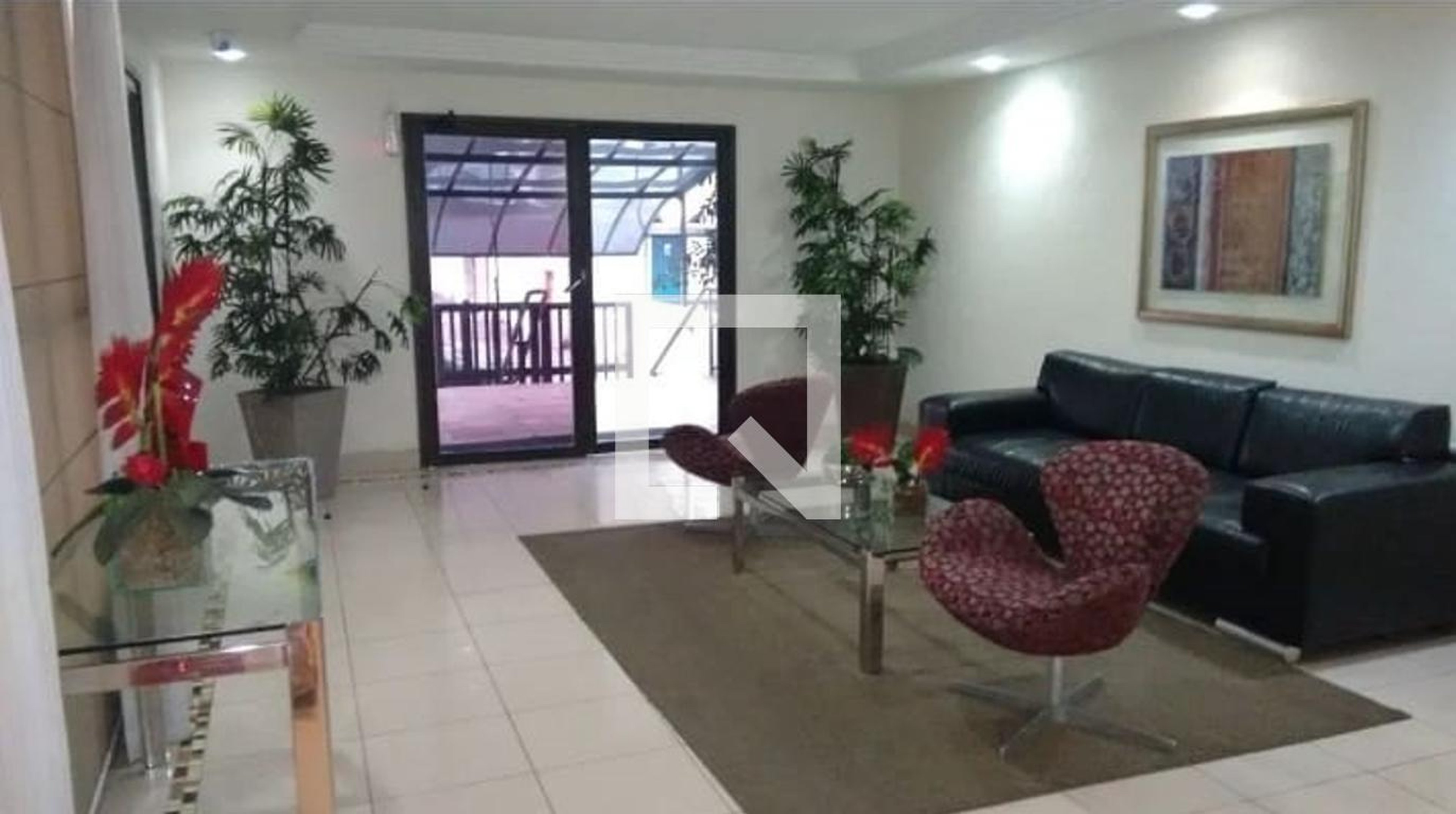 Hall Condomínio em Rua 11 de Junho, 130