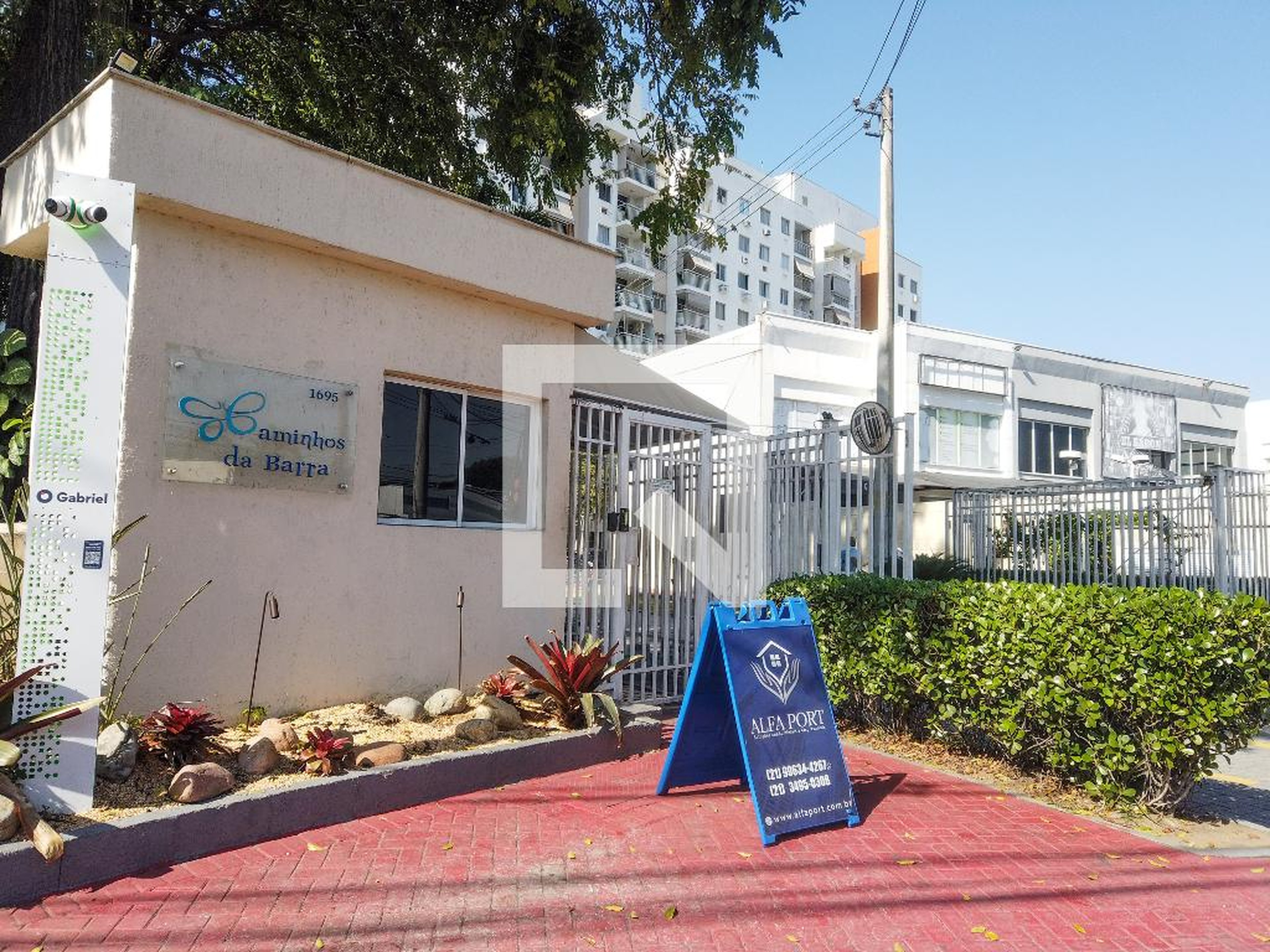 Fachada do Condomínio Condomínio Caminhos da Barra