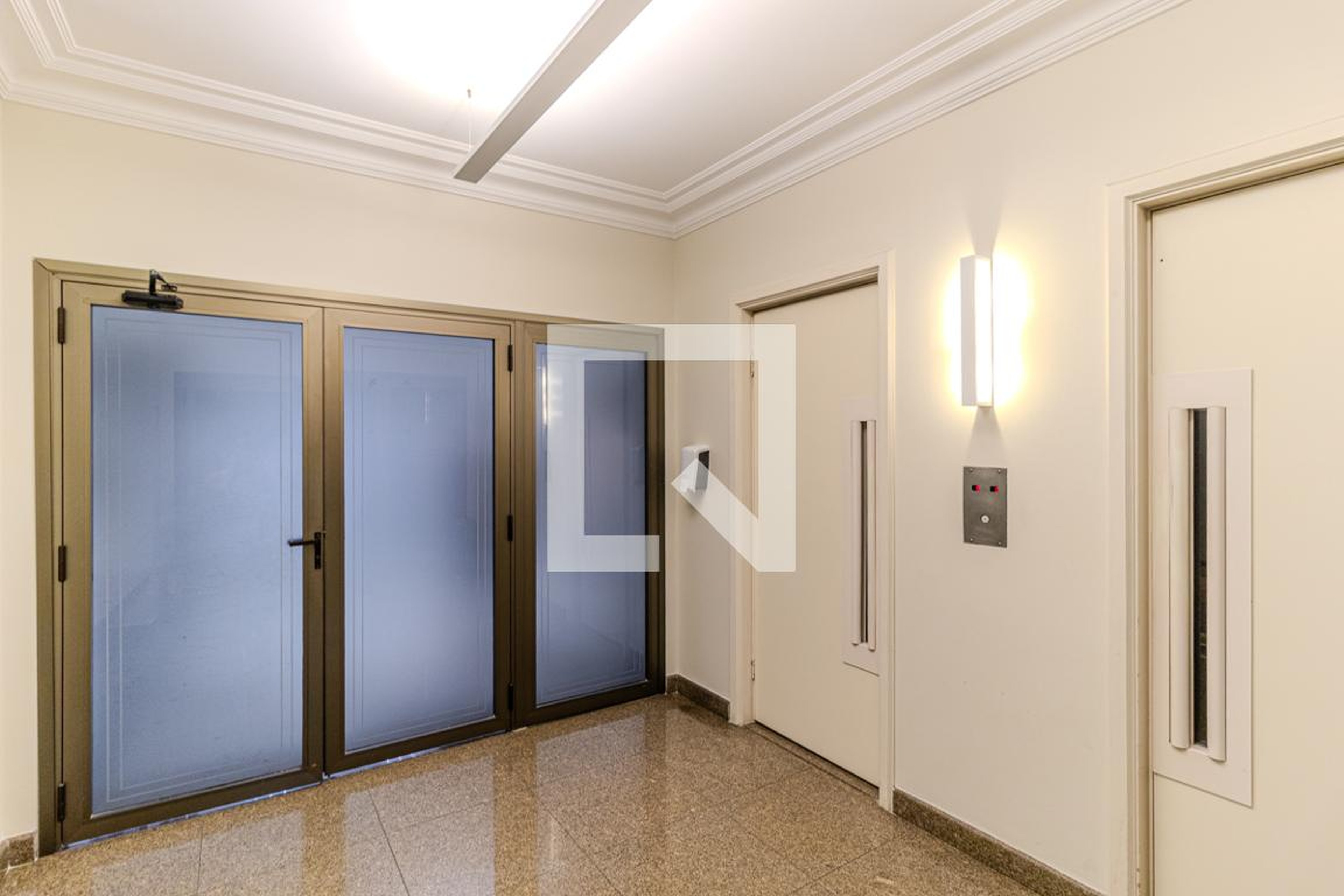 Academia - Coral Bay