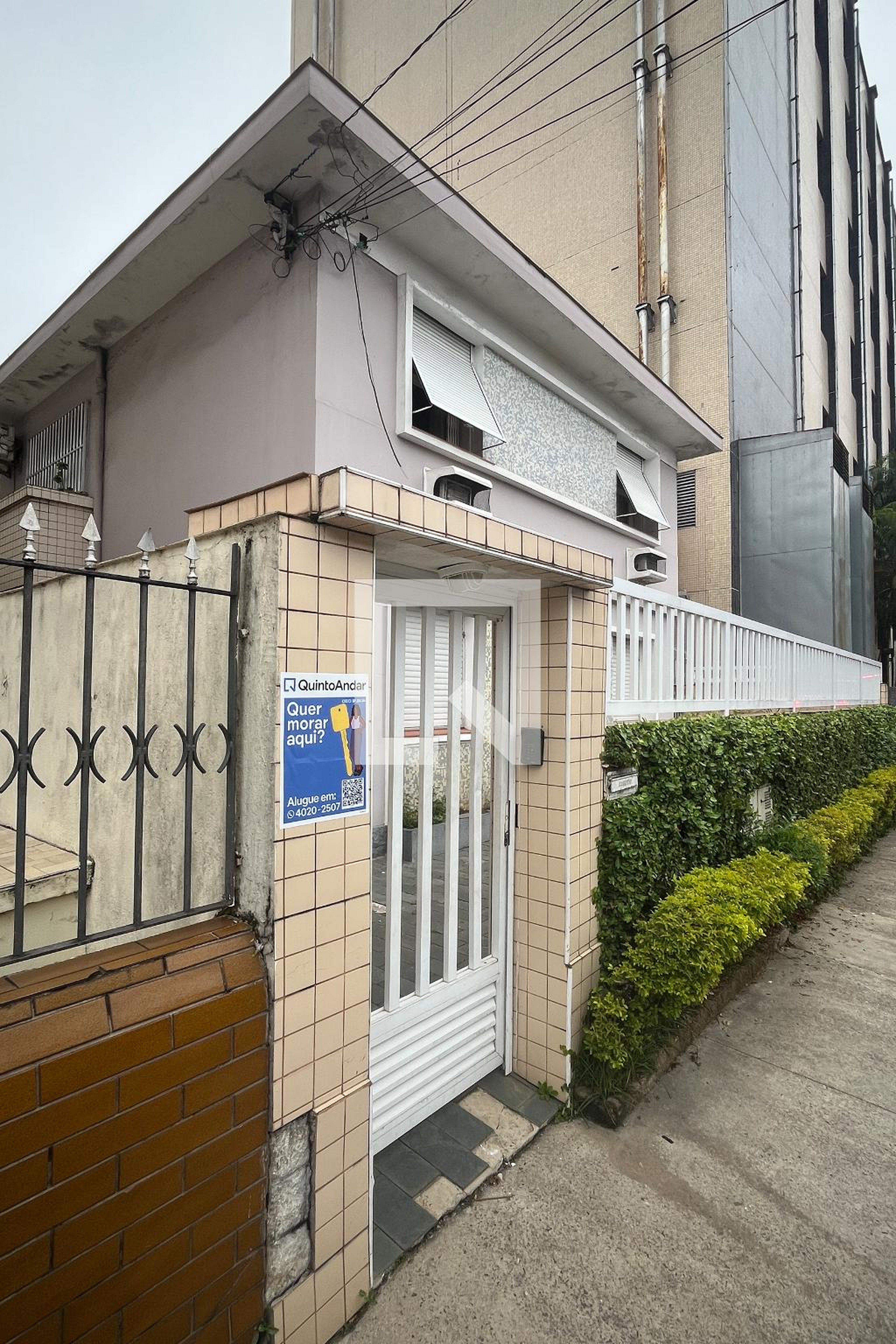 Fachada Condomínio em Avenida Conselheiro Rodrigues Alves, 493