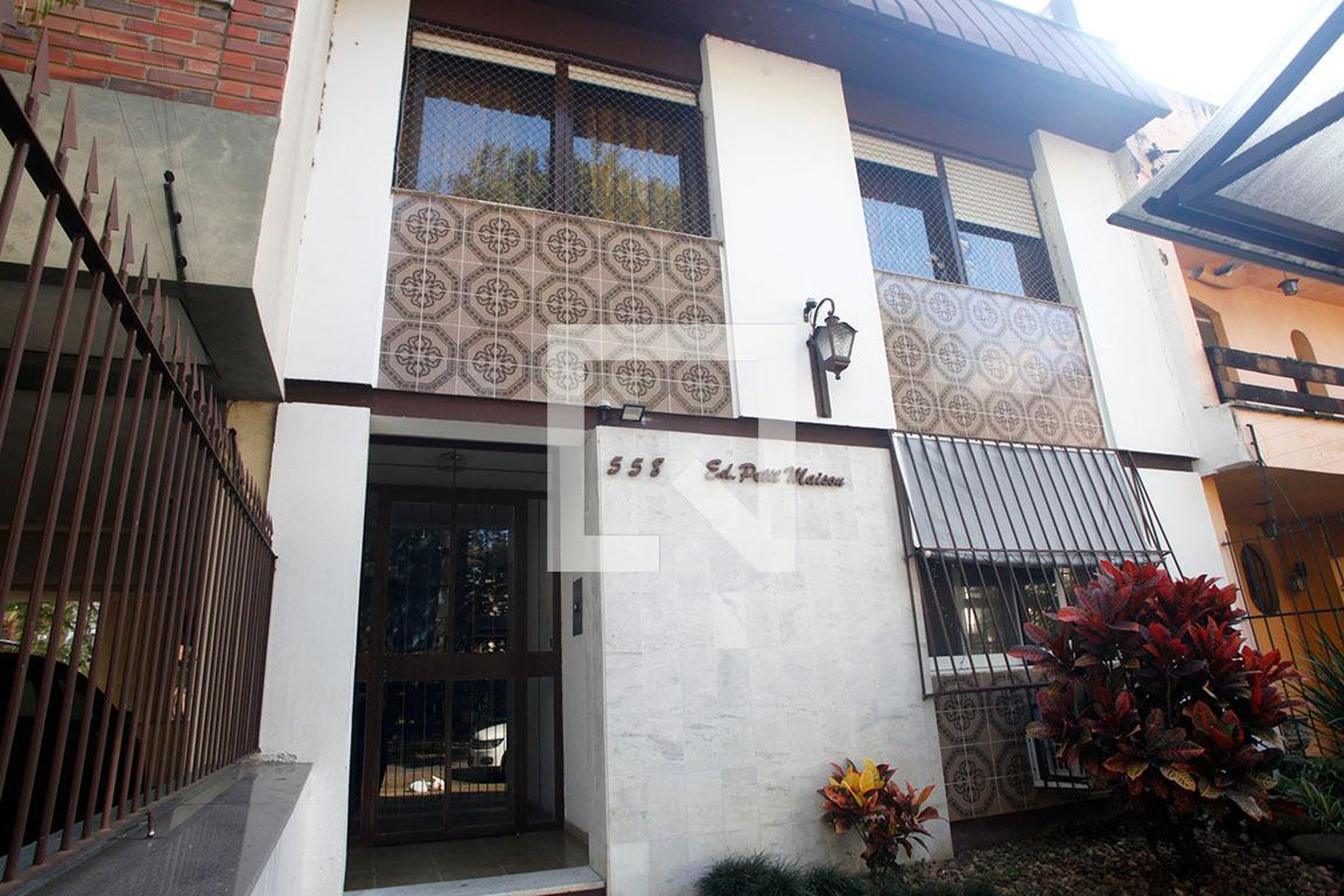 Fachada Edifício Petit Maison