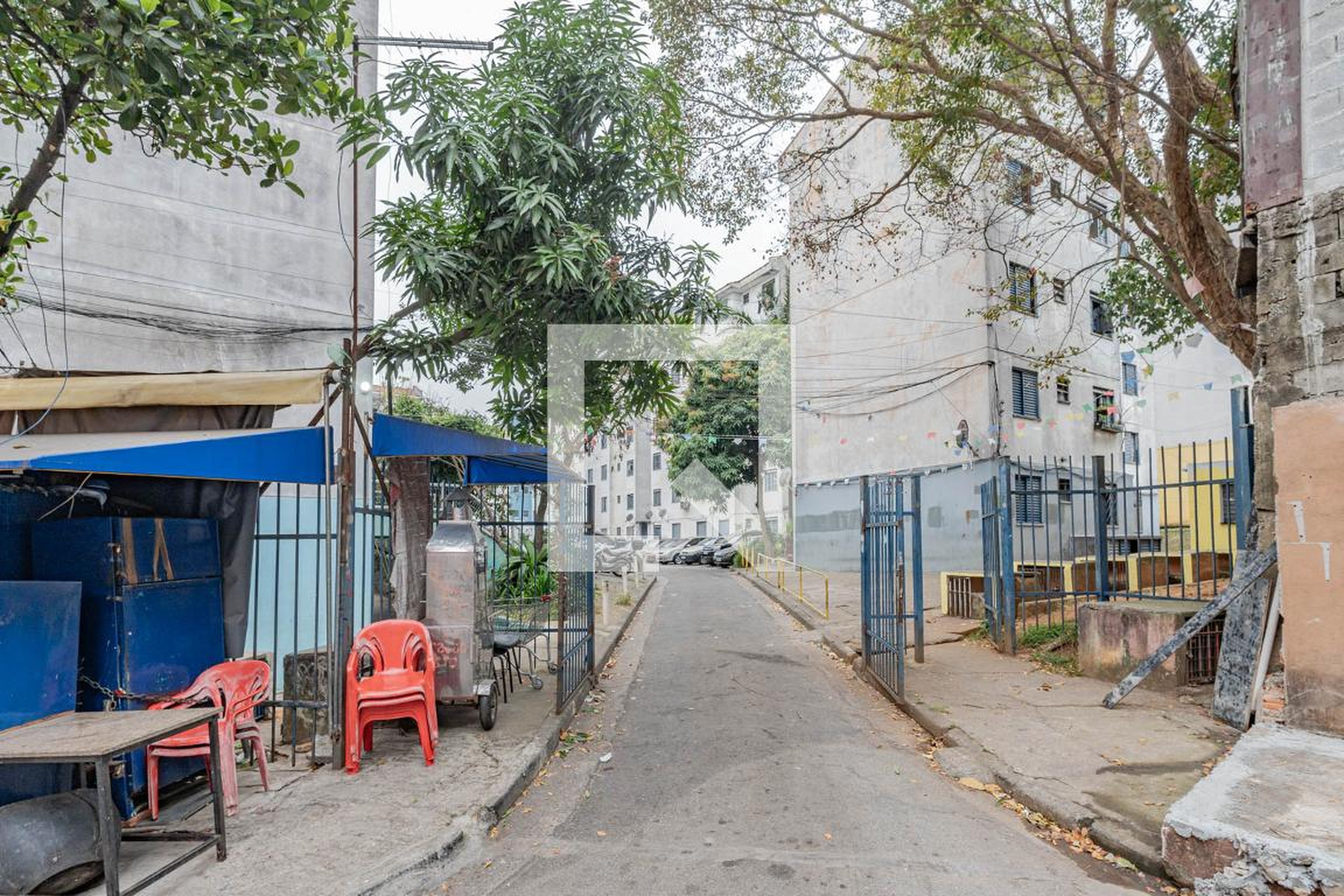 Fachada Condomínio em Rua Almirante Nunes, 25
