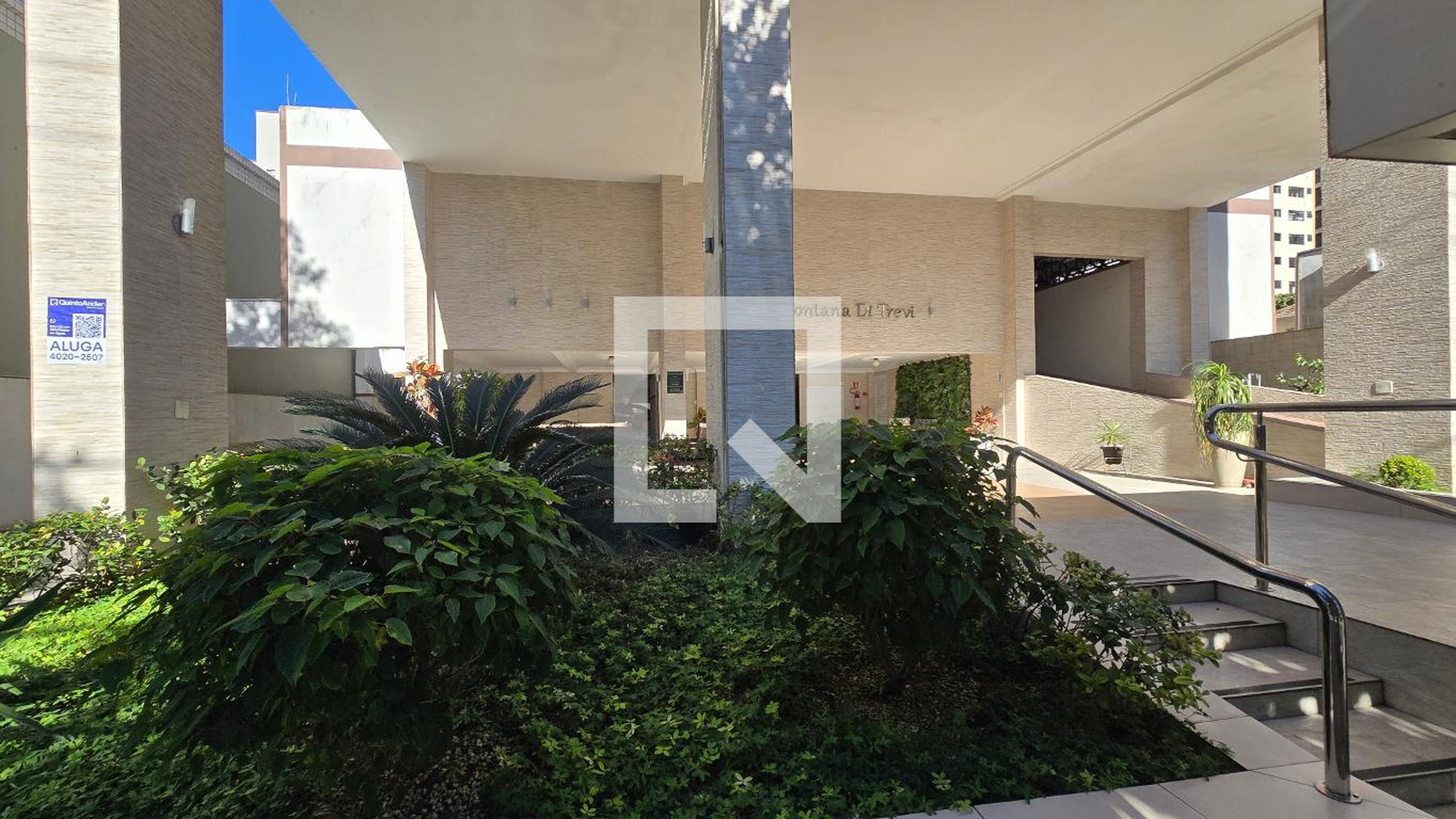 Fachada Edifício Fontana di Trevi