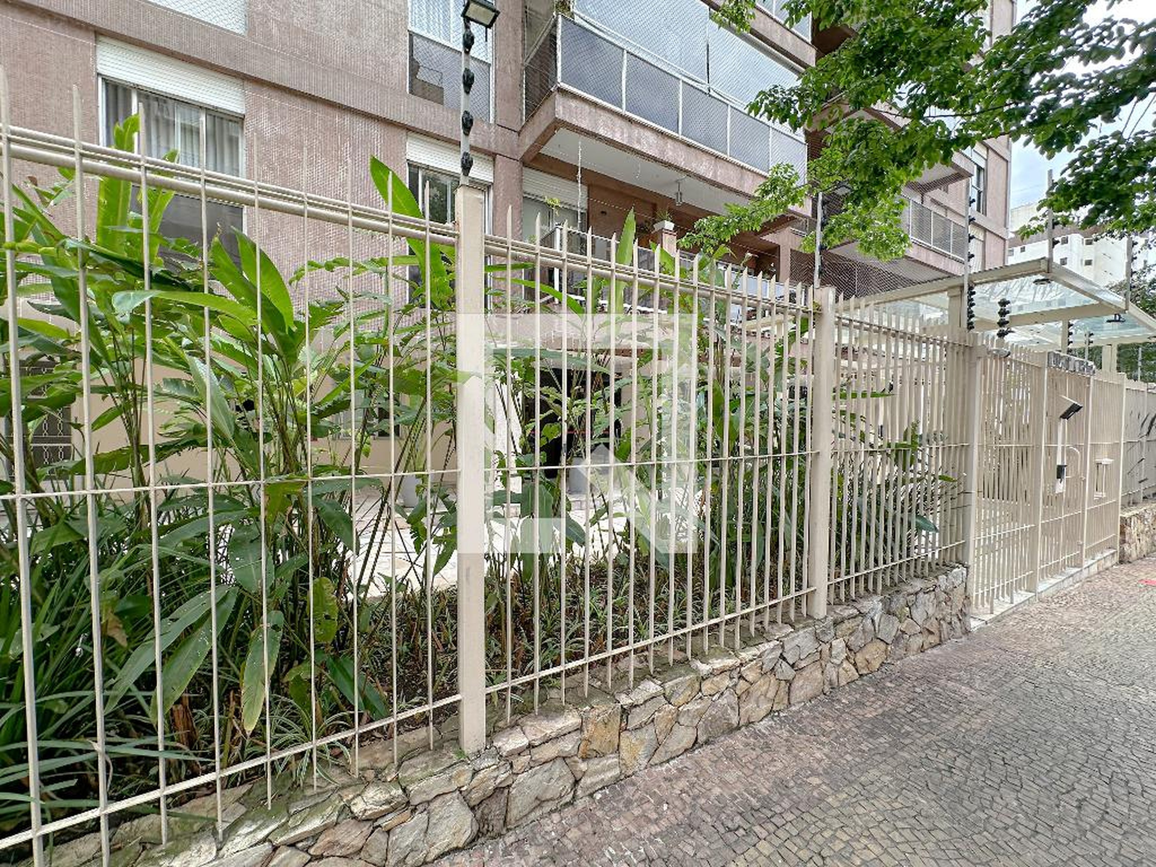 Fachada Condomínio Itaipu