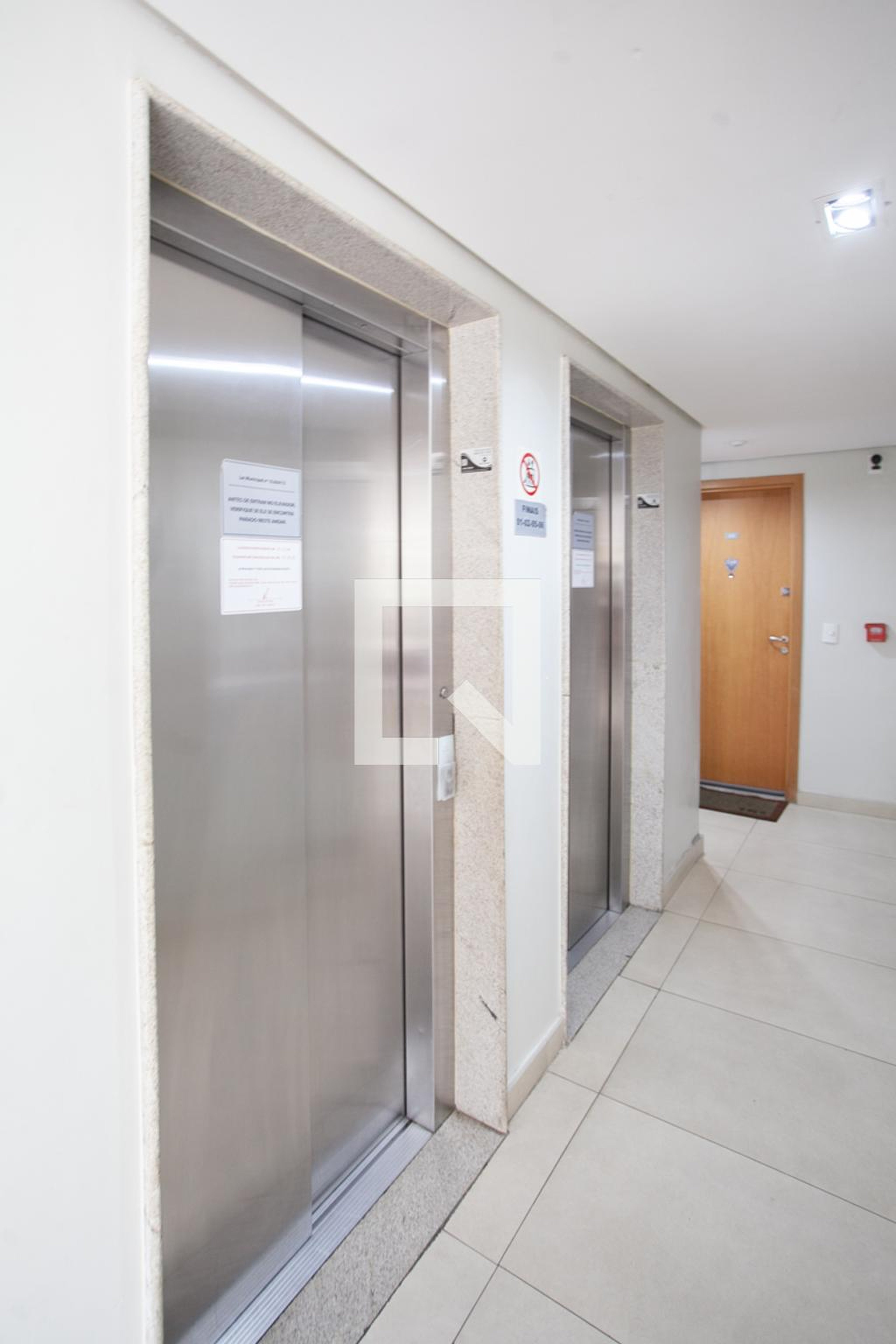 Elevador - Edifício Air