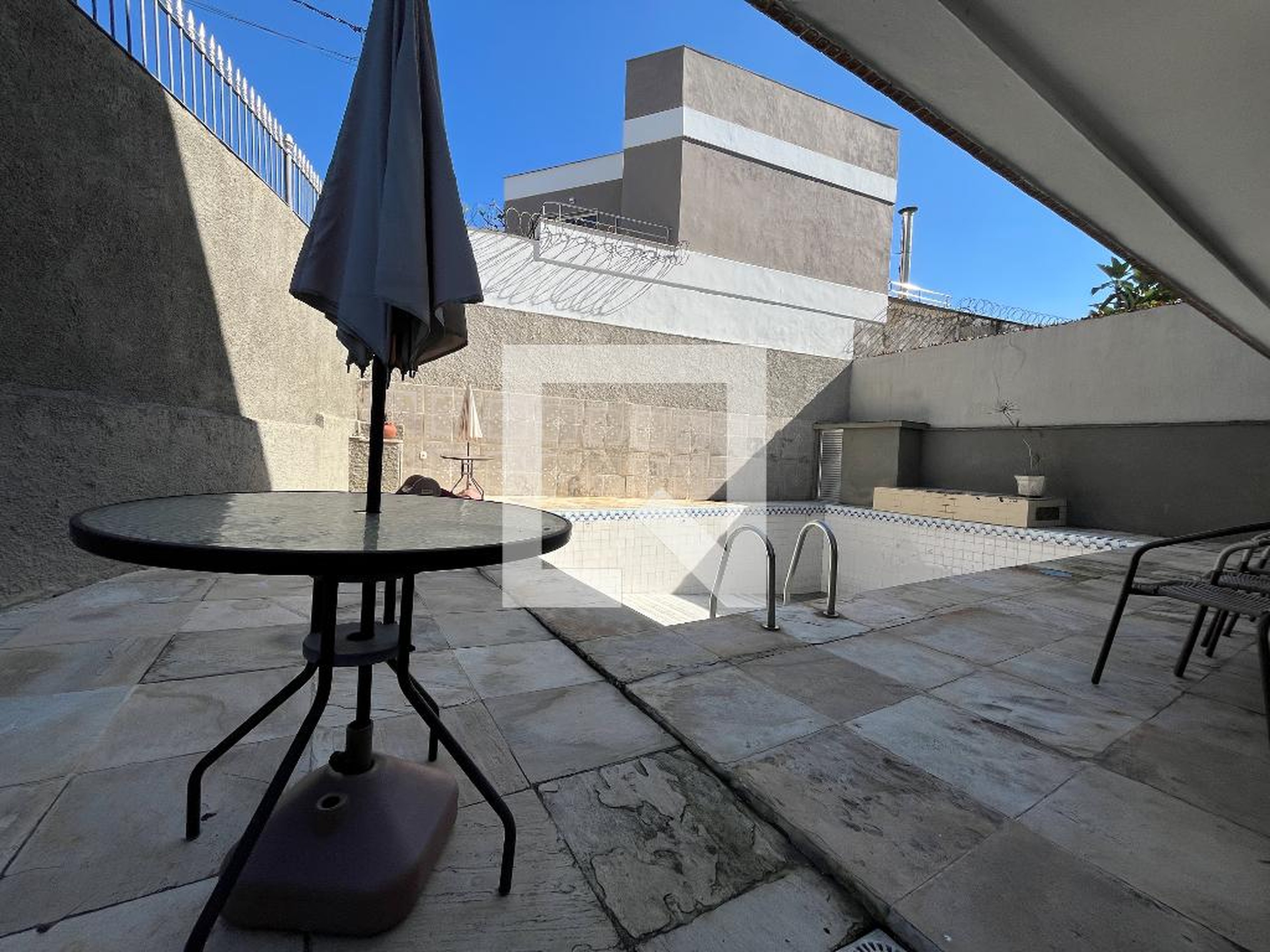 Piscina - Edifício Cintia Helena