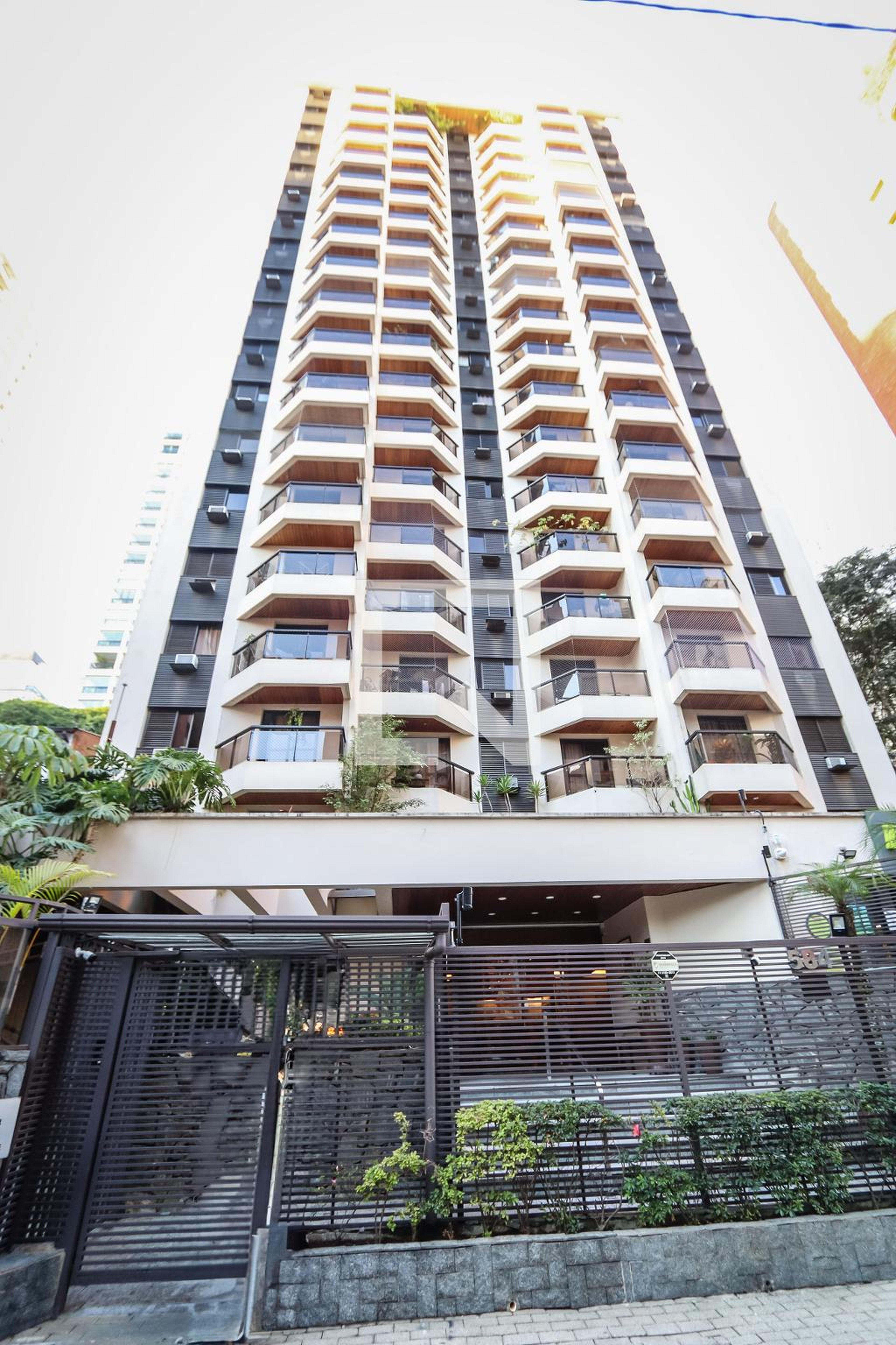 Prédio Condomínio New Star Residence